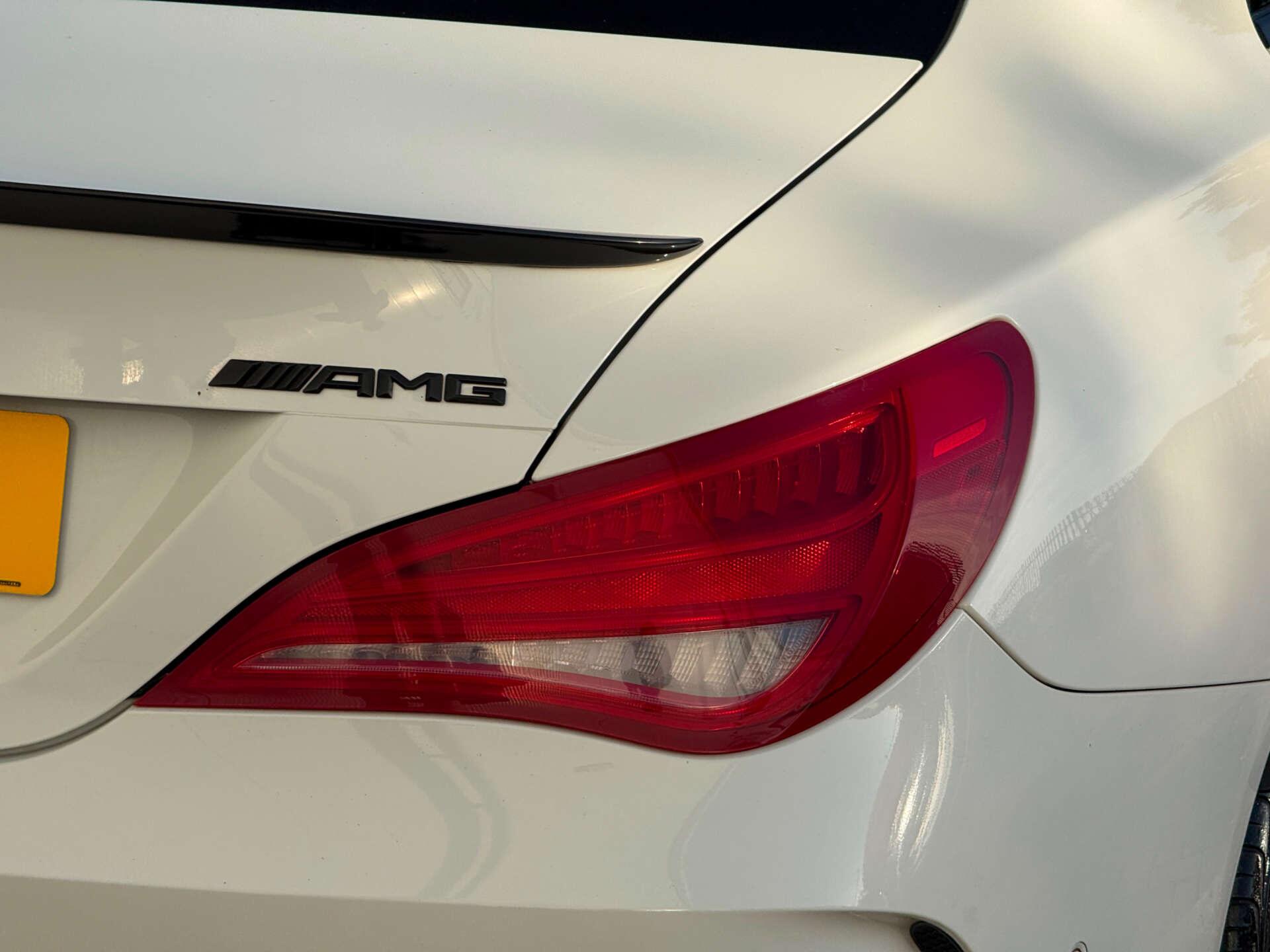 Mercedes-Benz Cla view 17
