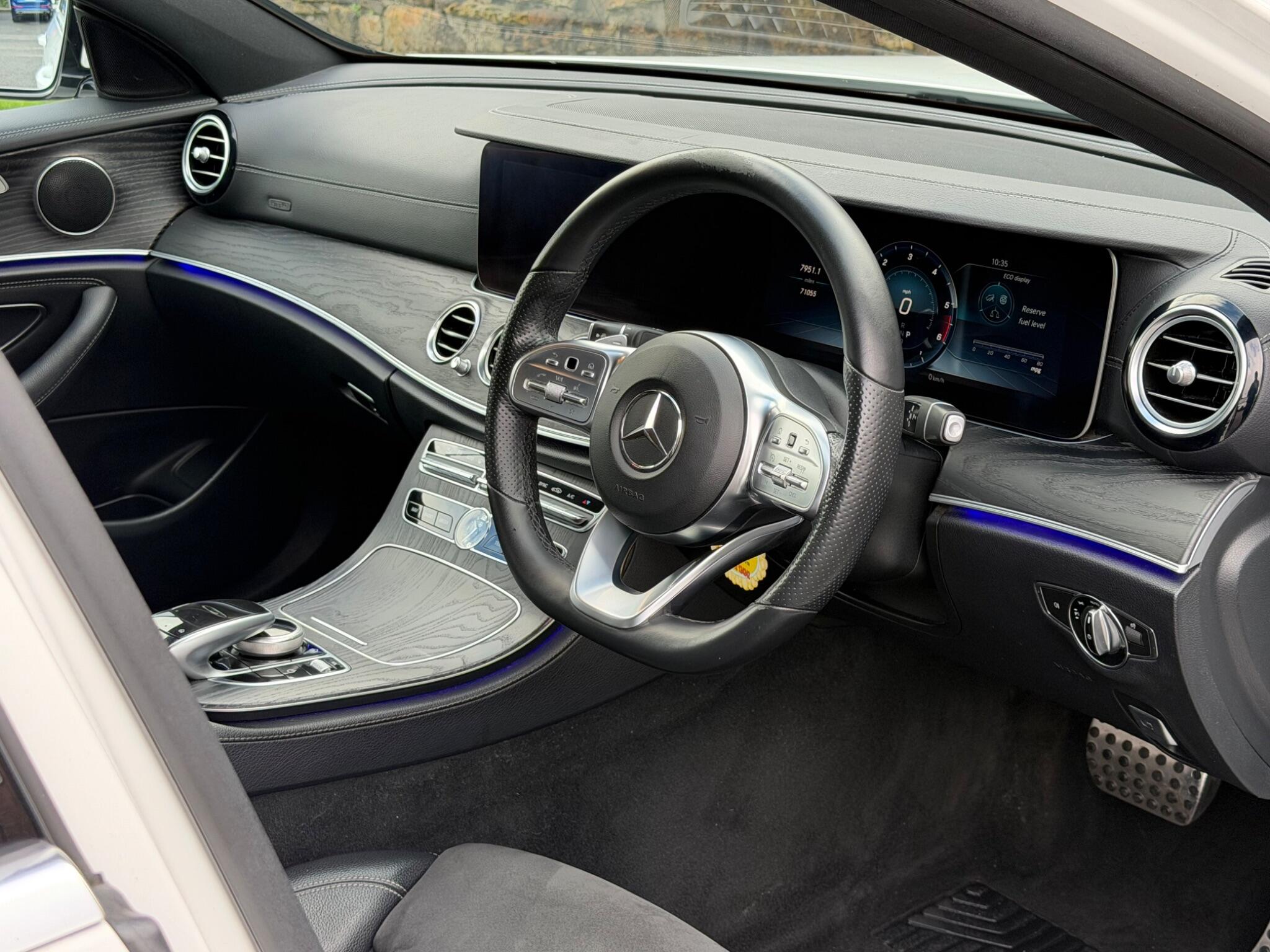 Mercedes-Benz E-Class view 11