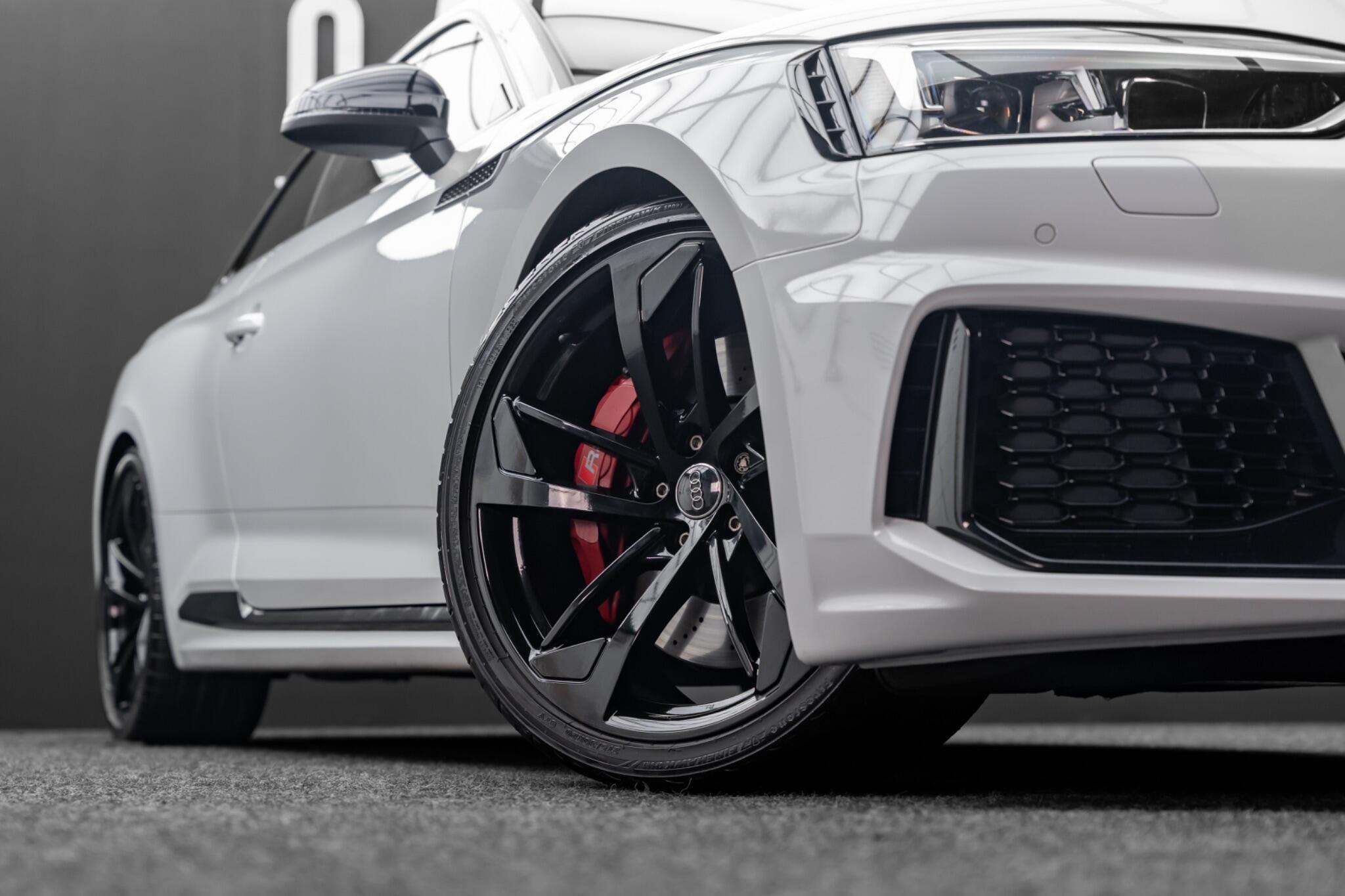 Audi RS5 view 30