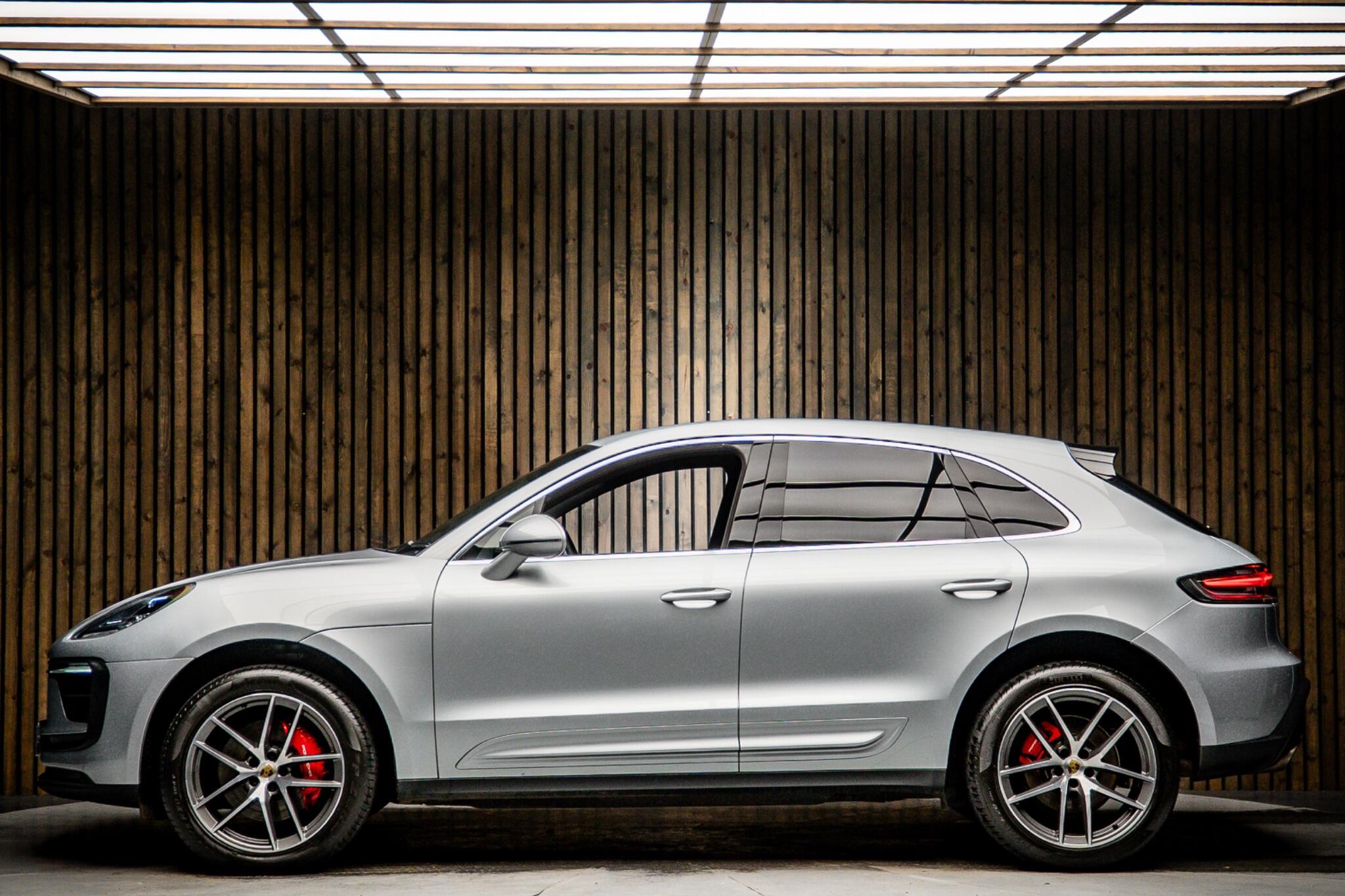 Porsche Macan view 7