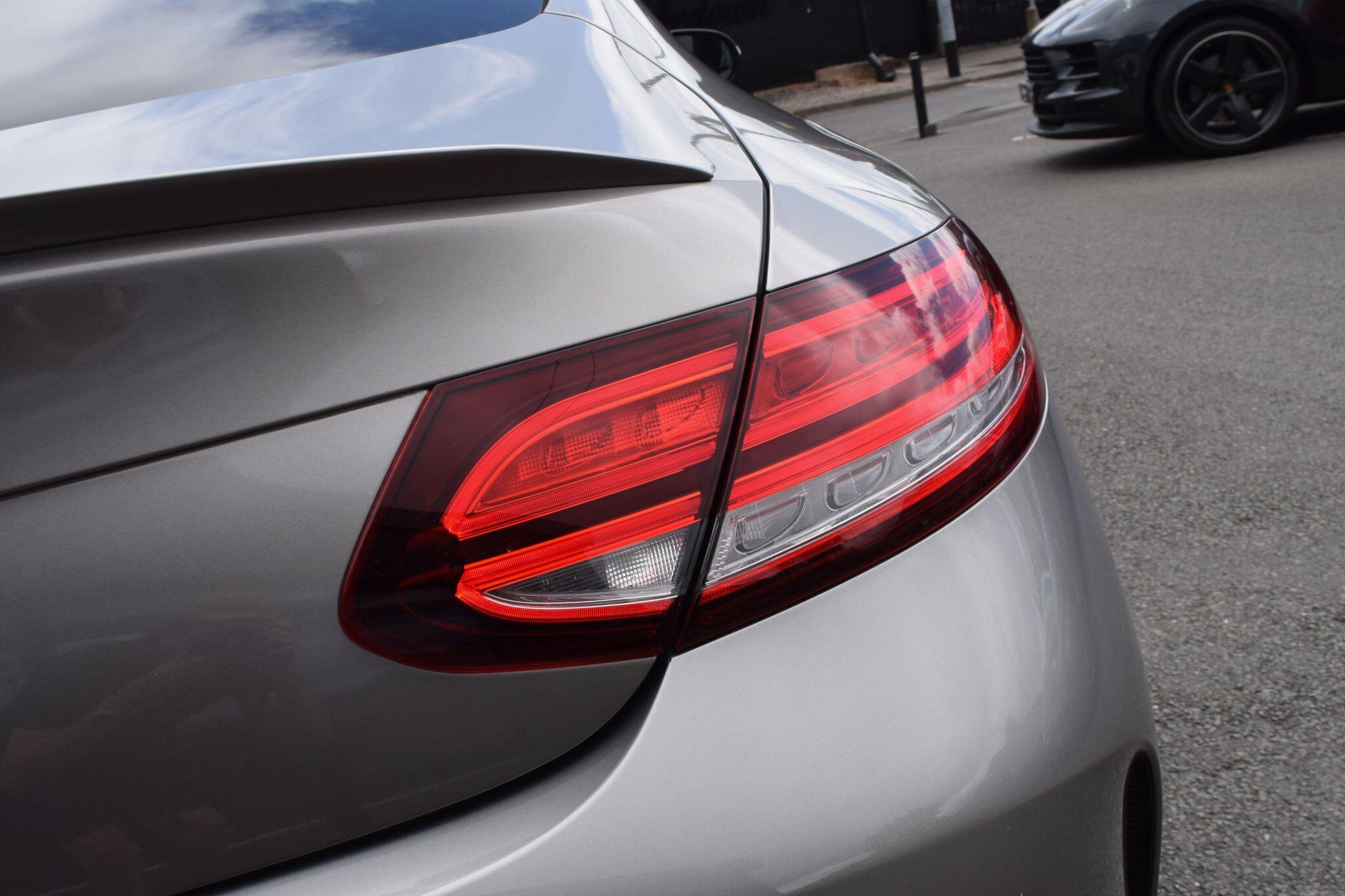 Mercedes-Benz C Class view 46