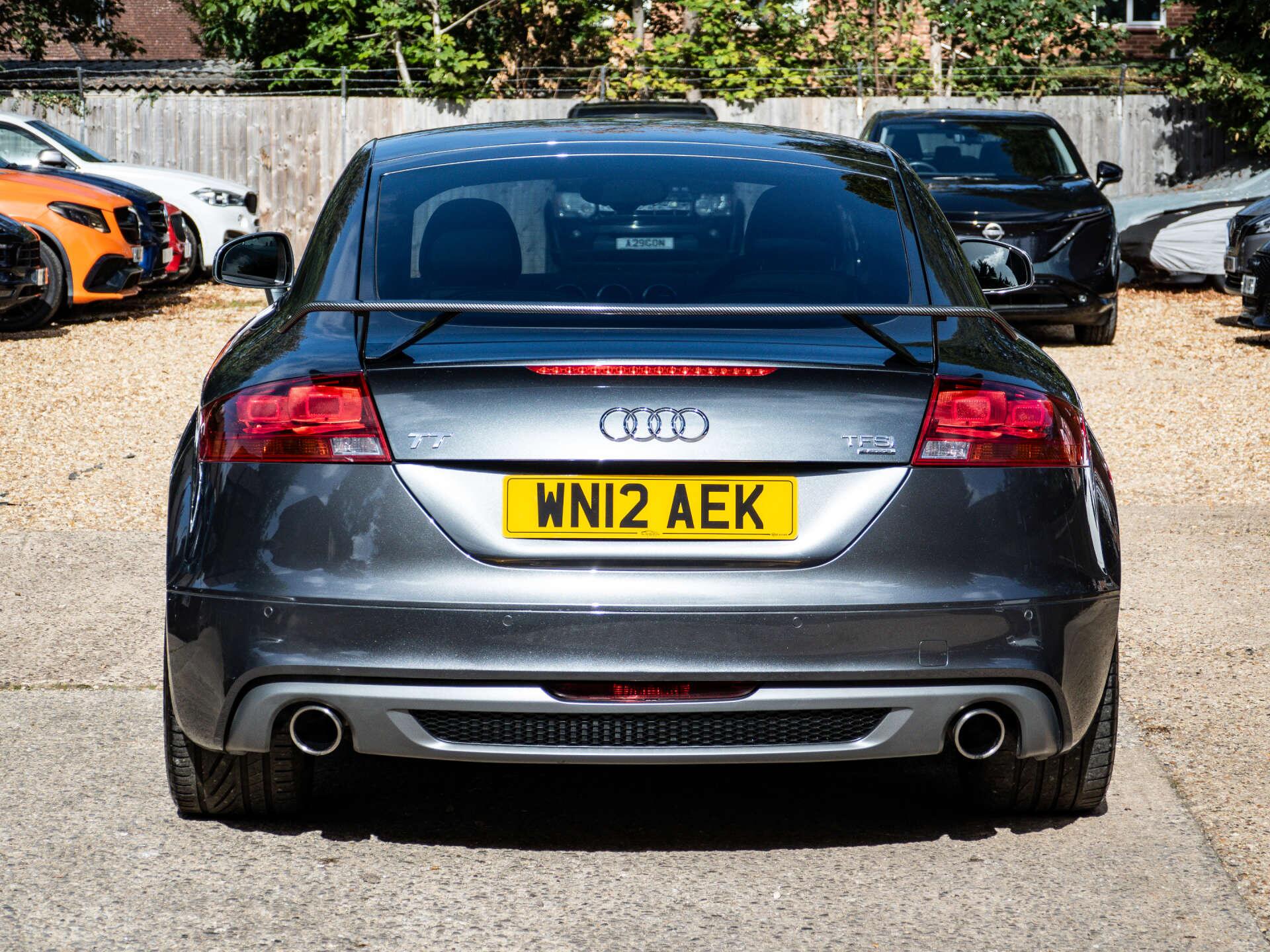 Audi TT view 16