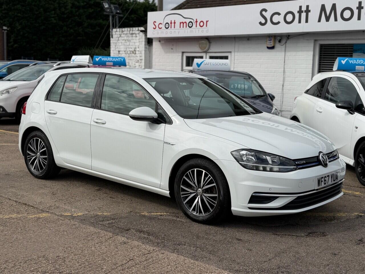 Volkswagen Golf view 10
