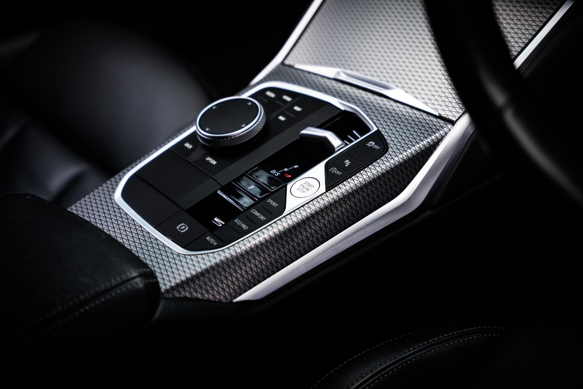 BMW 3 Series view 58