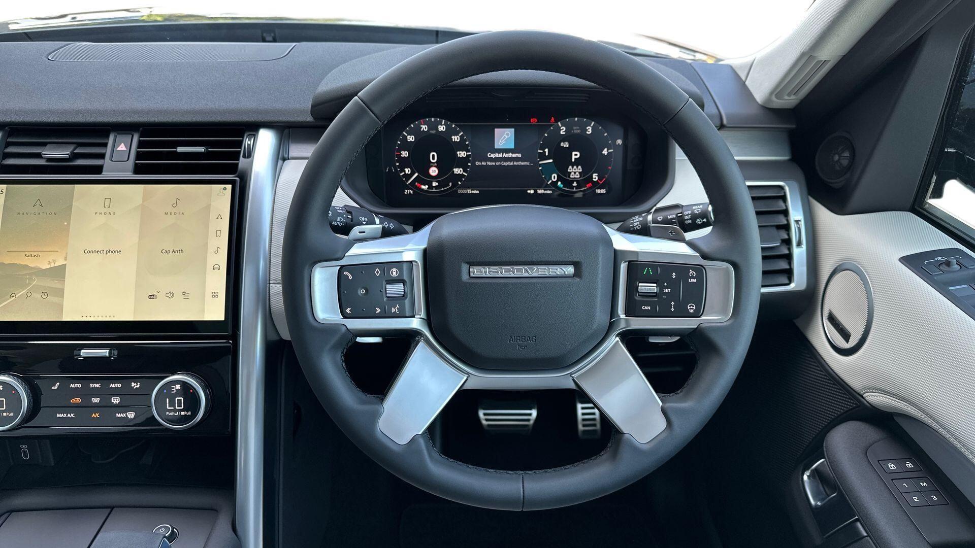 Land Rover Discovery view 27