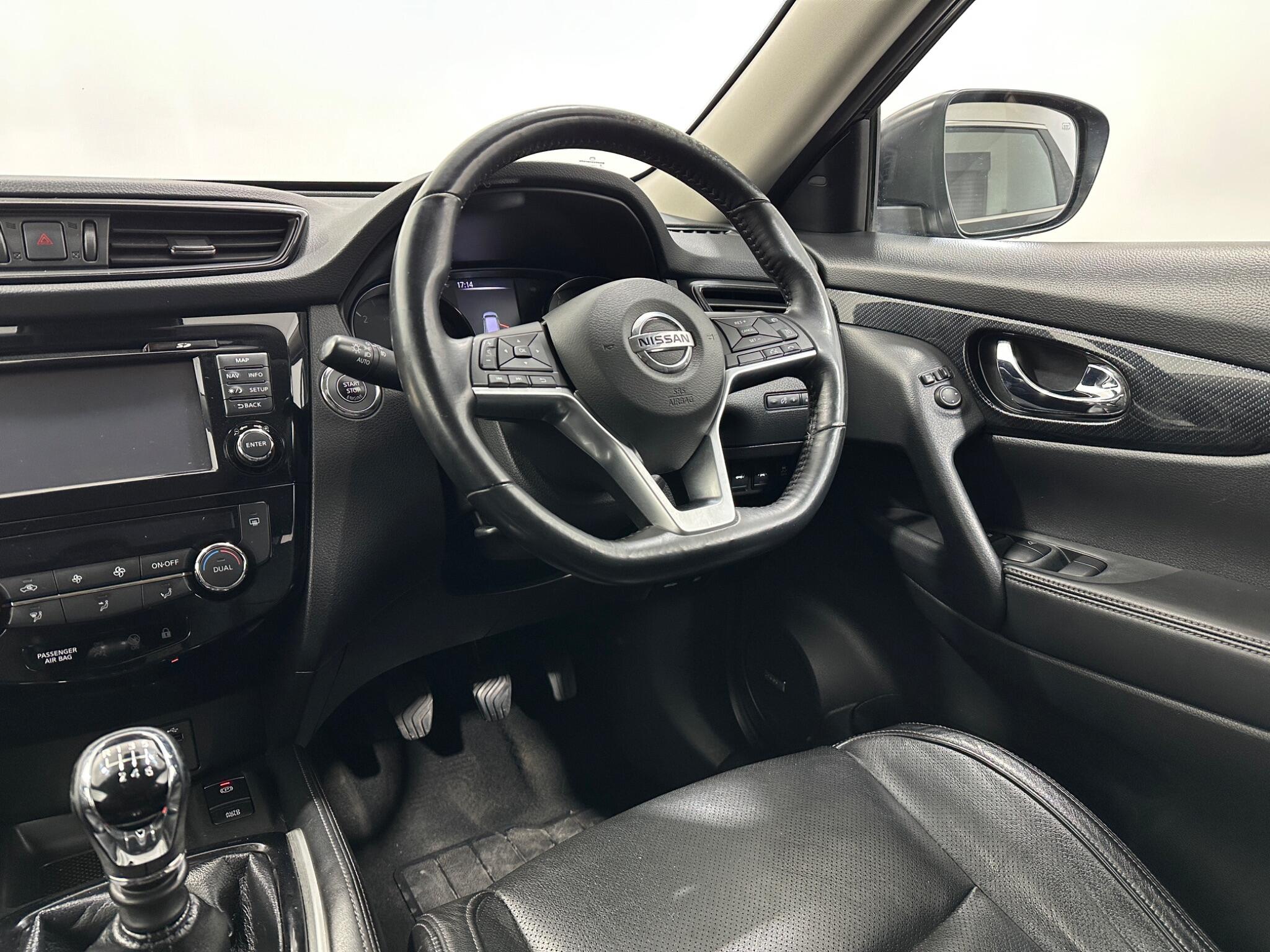 Nissan X-Trail view 12