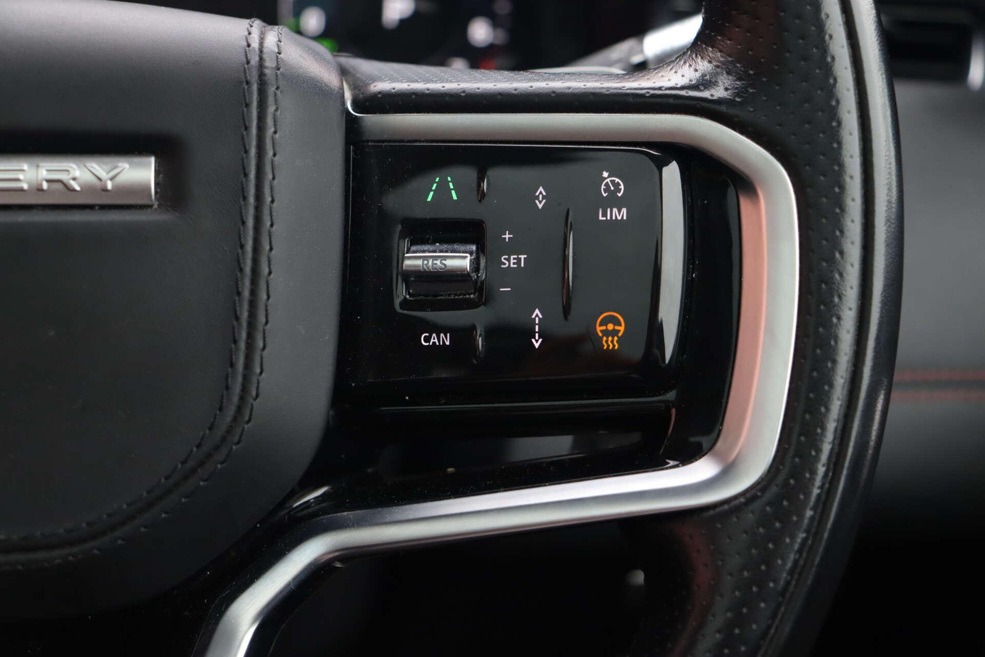 Land Rover Discovery Sport view 33