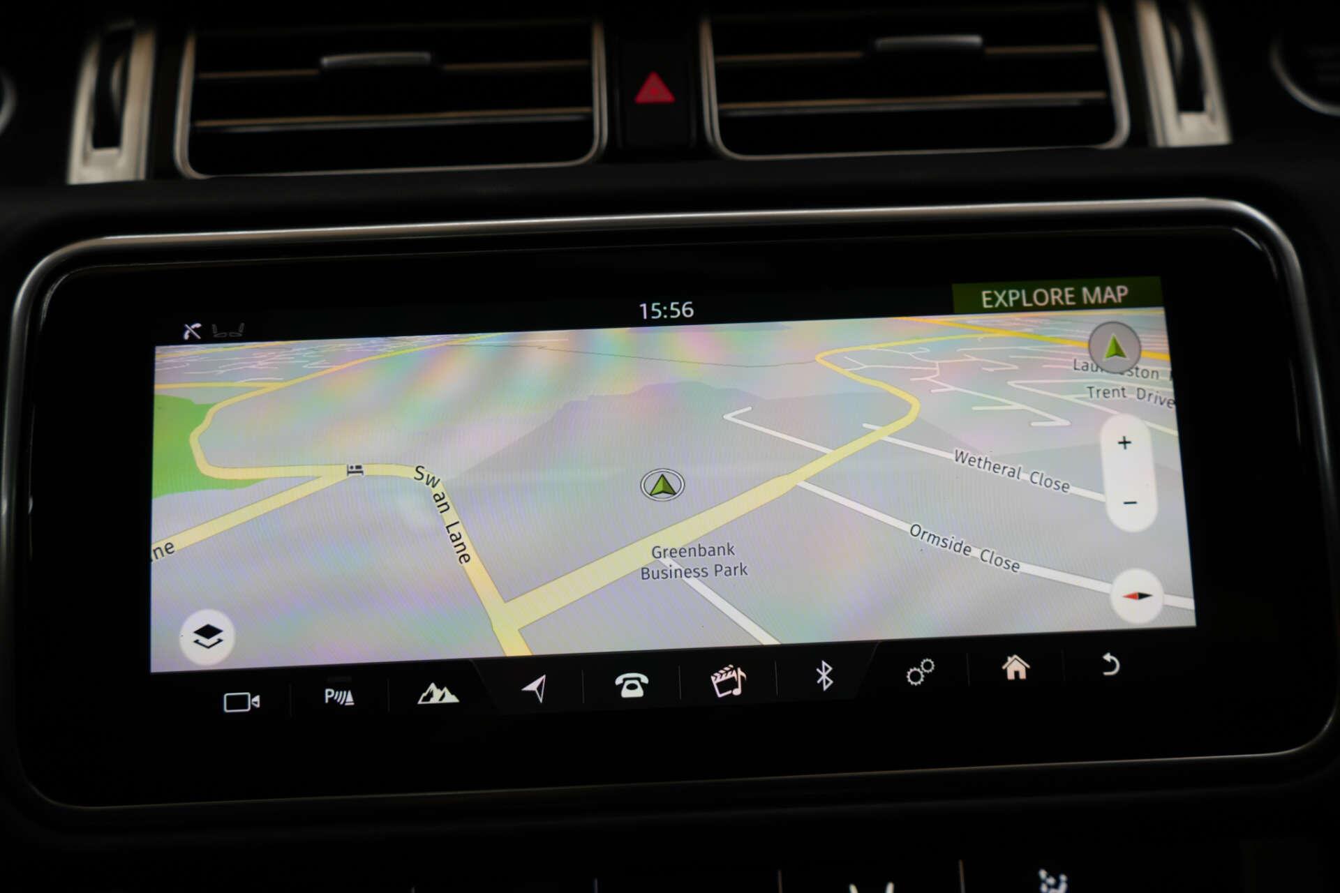 Land Rover Range Rover view 37