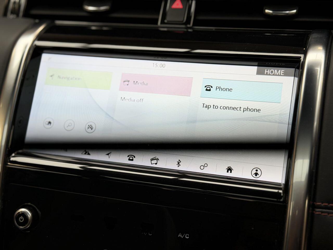 Land Rover Discovery Sport view 54