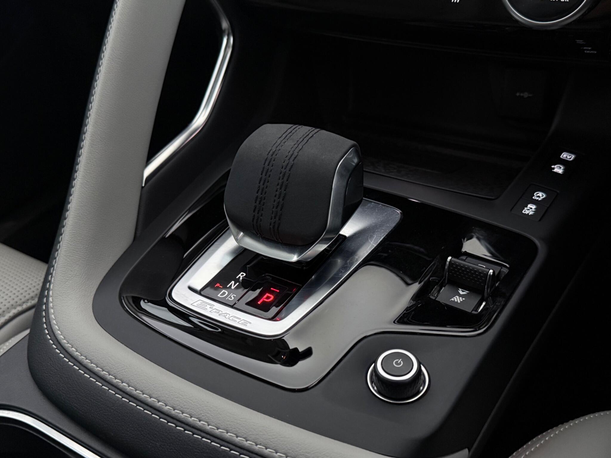Jaguar E-Pace view 19
