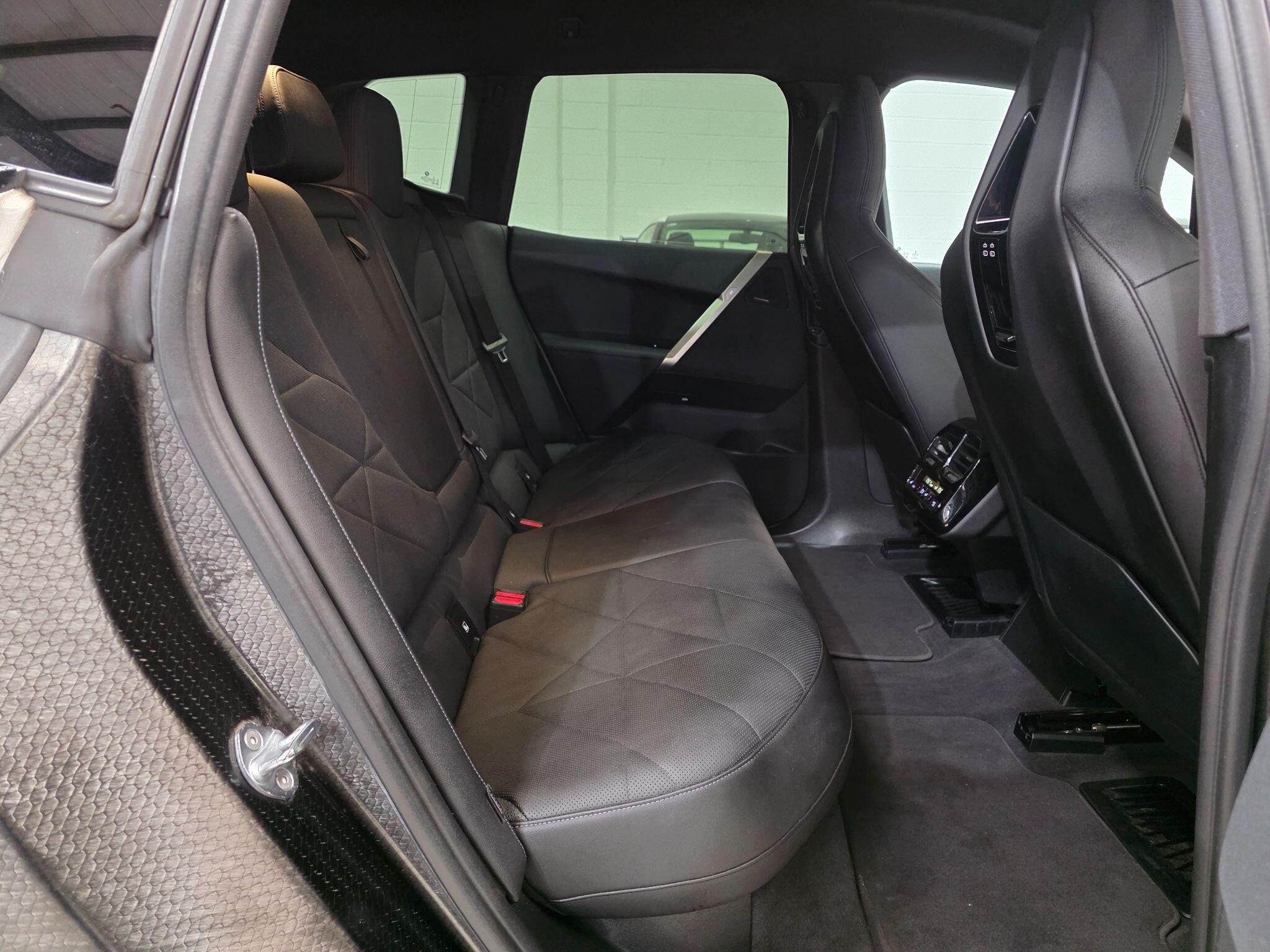 BMW Ix view 29