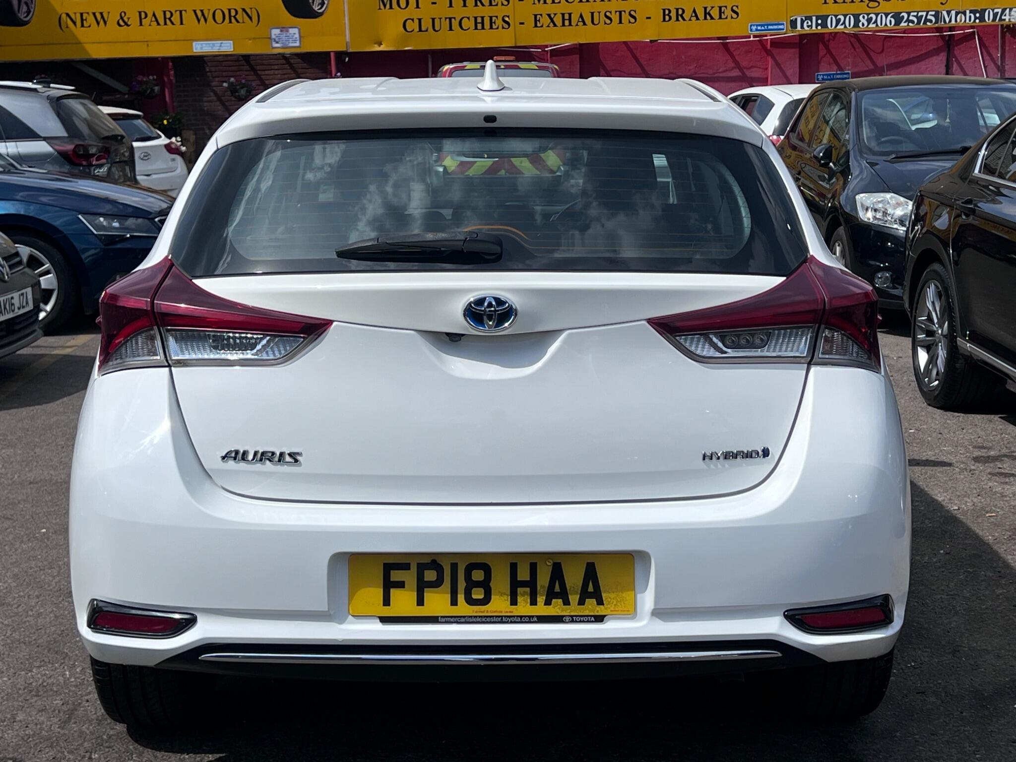 Toyota Auris view 12
