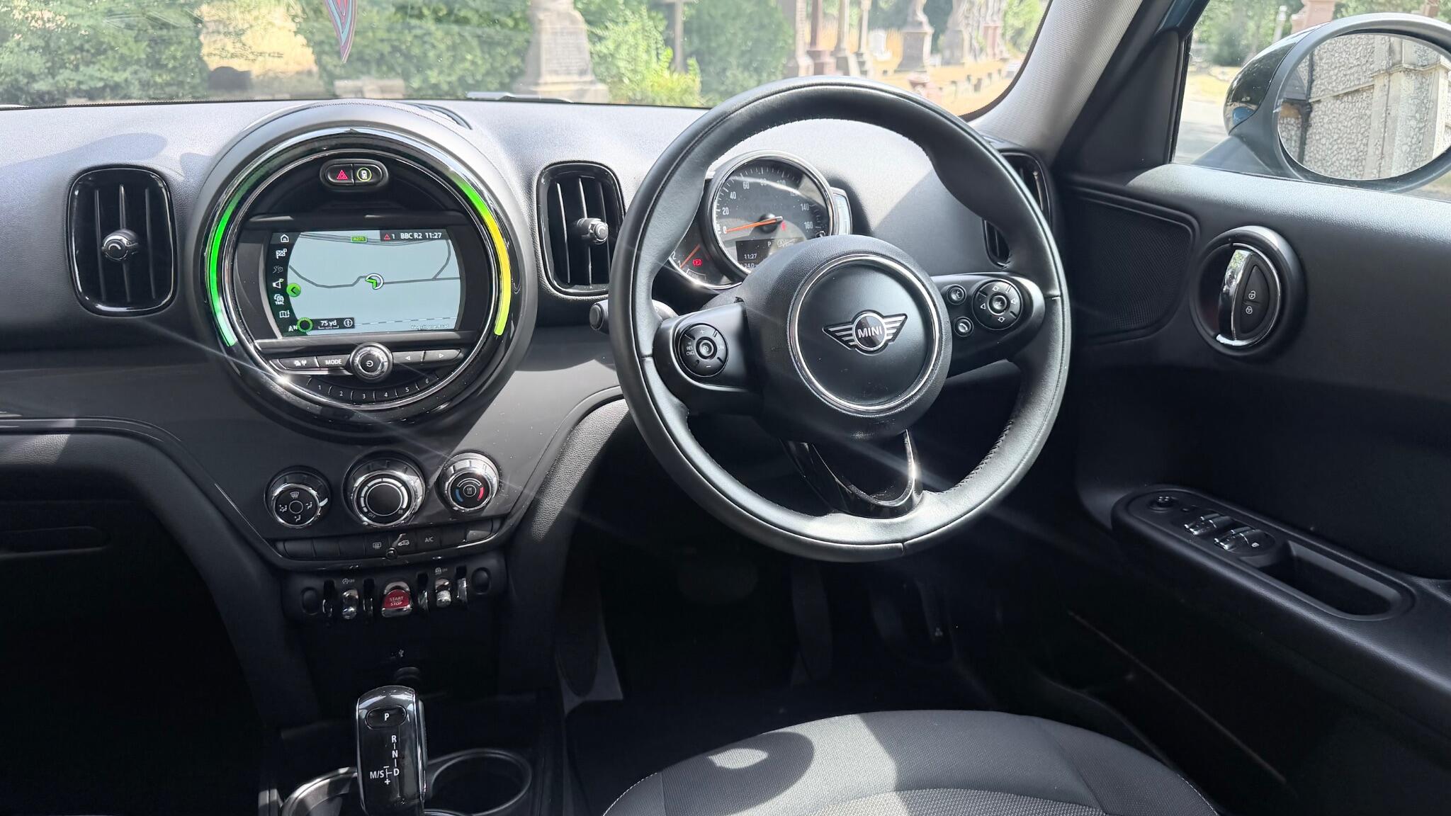 Mini Countryman view 25