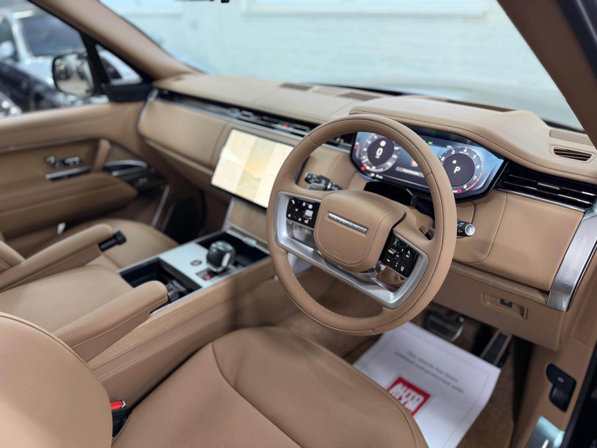 Land Rover Range Rover view 14