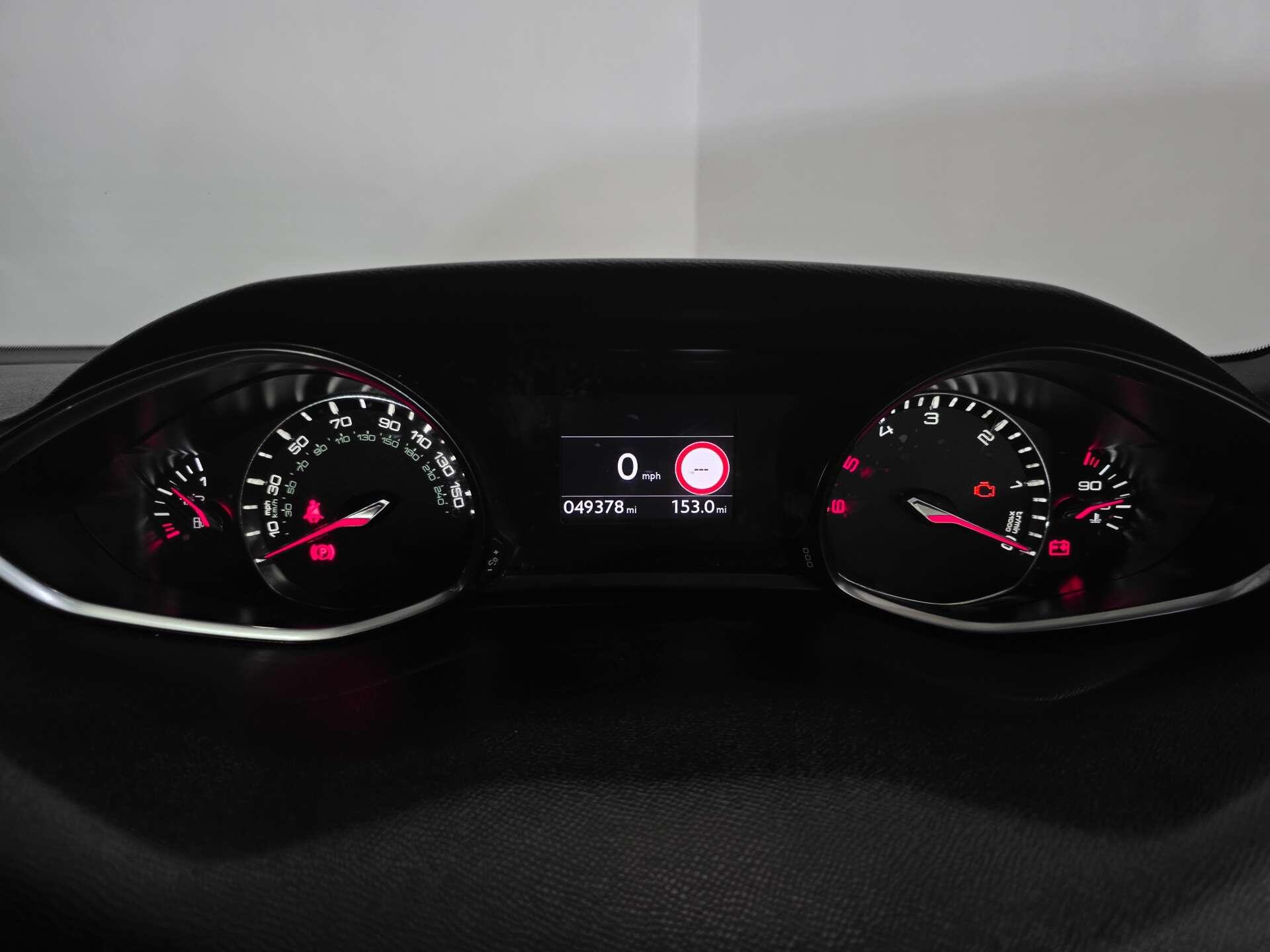 Peugeot 308 view 16