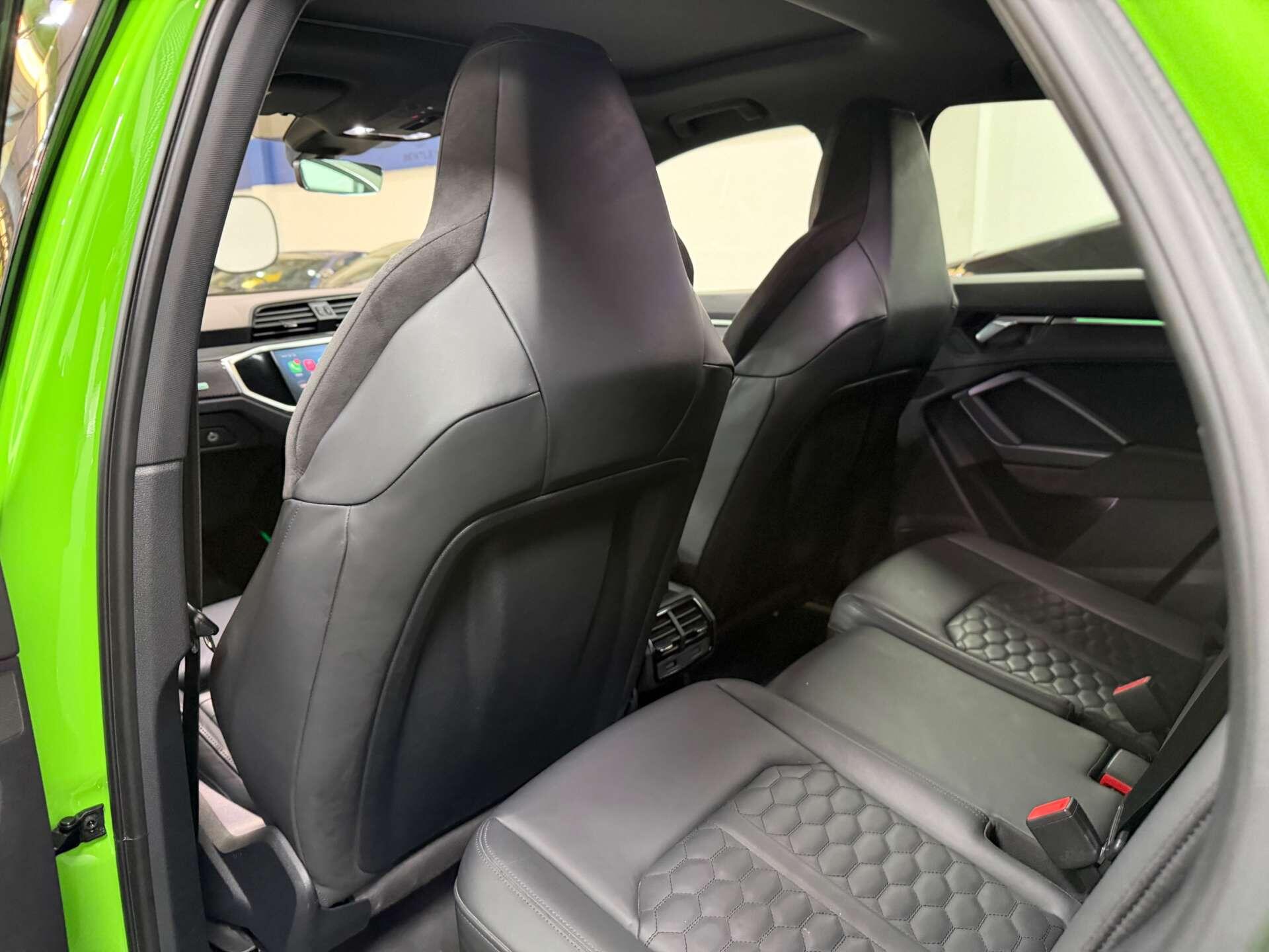 Audi RS Q3 view 42