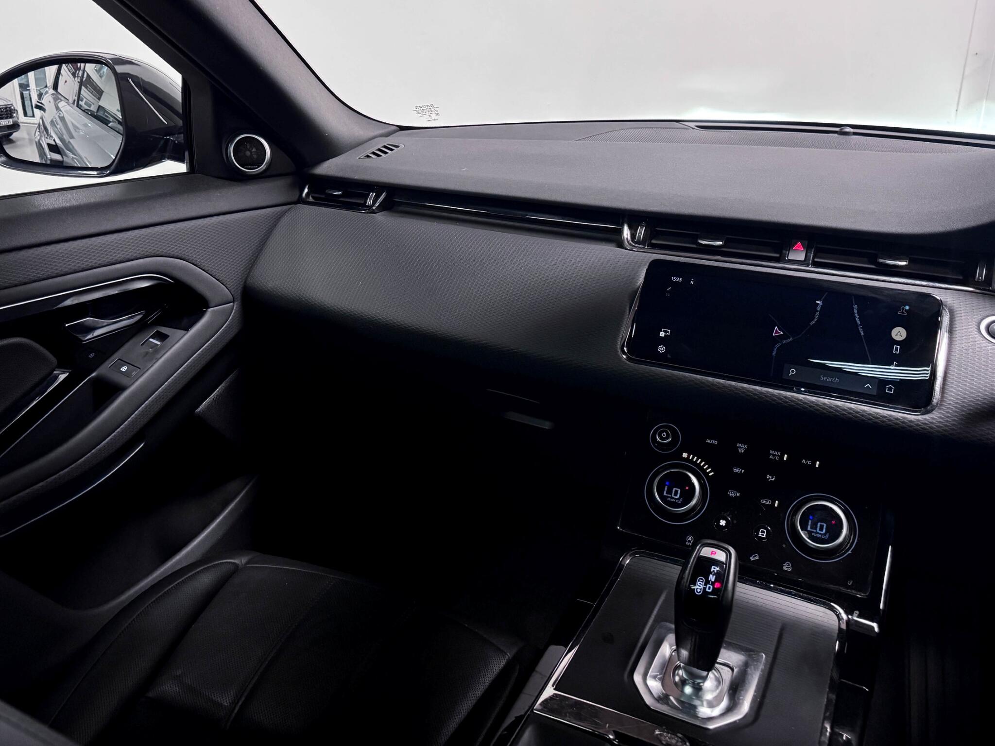Land Rover Range Rover Evoque view 14