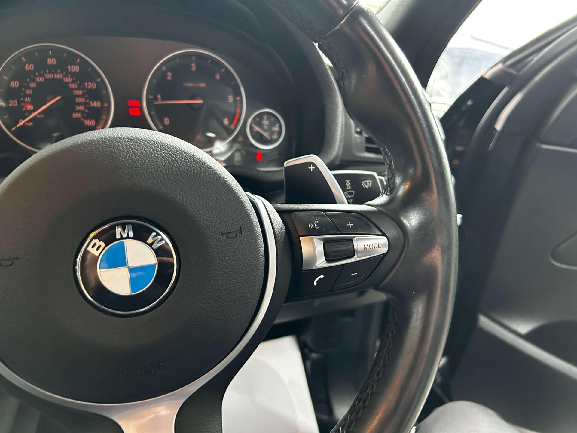 BMW X4 view 40