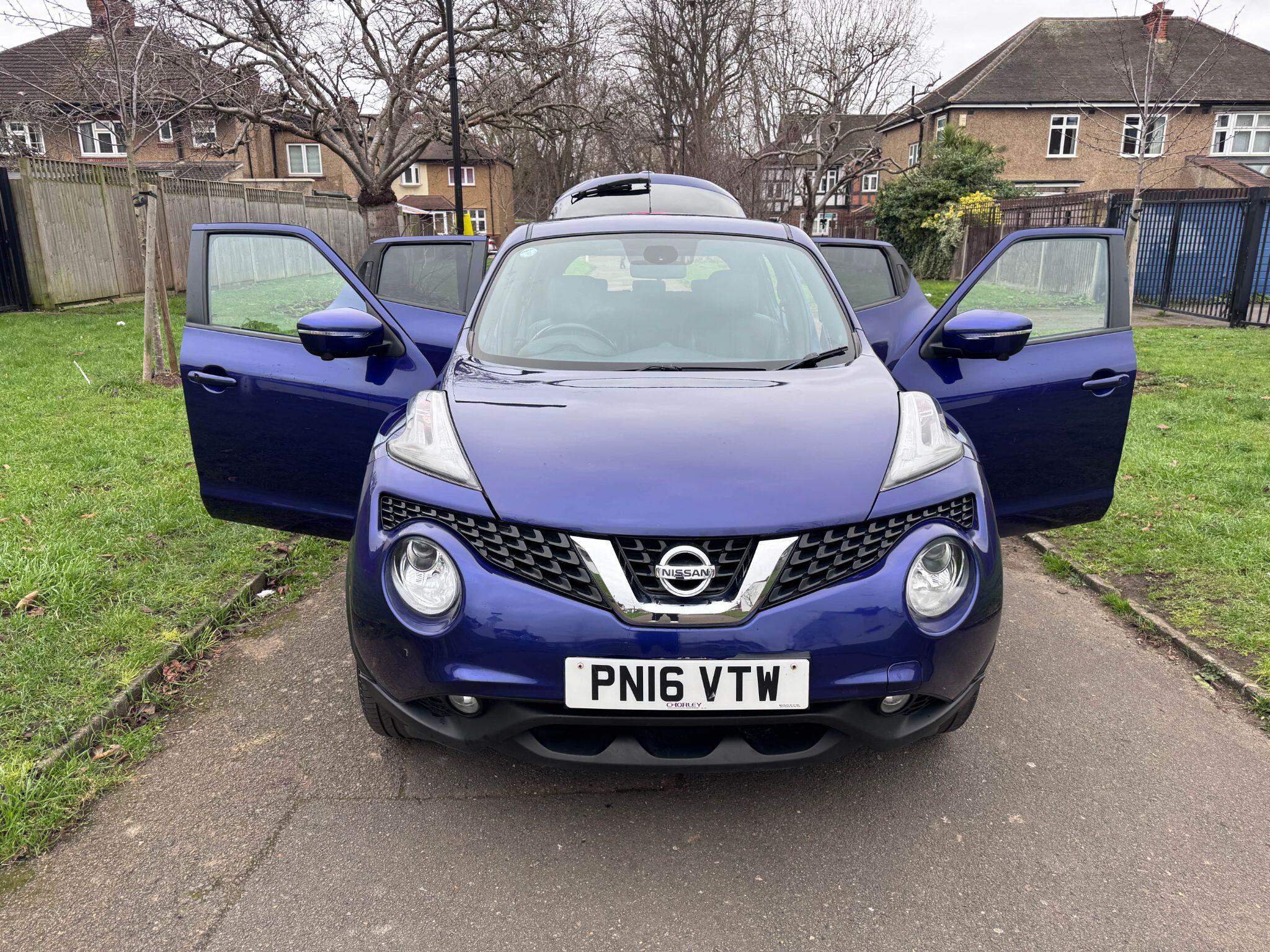 2016 Nissan Juke image 27