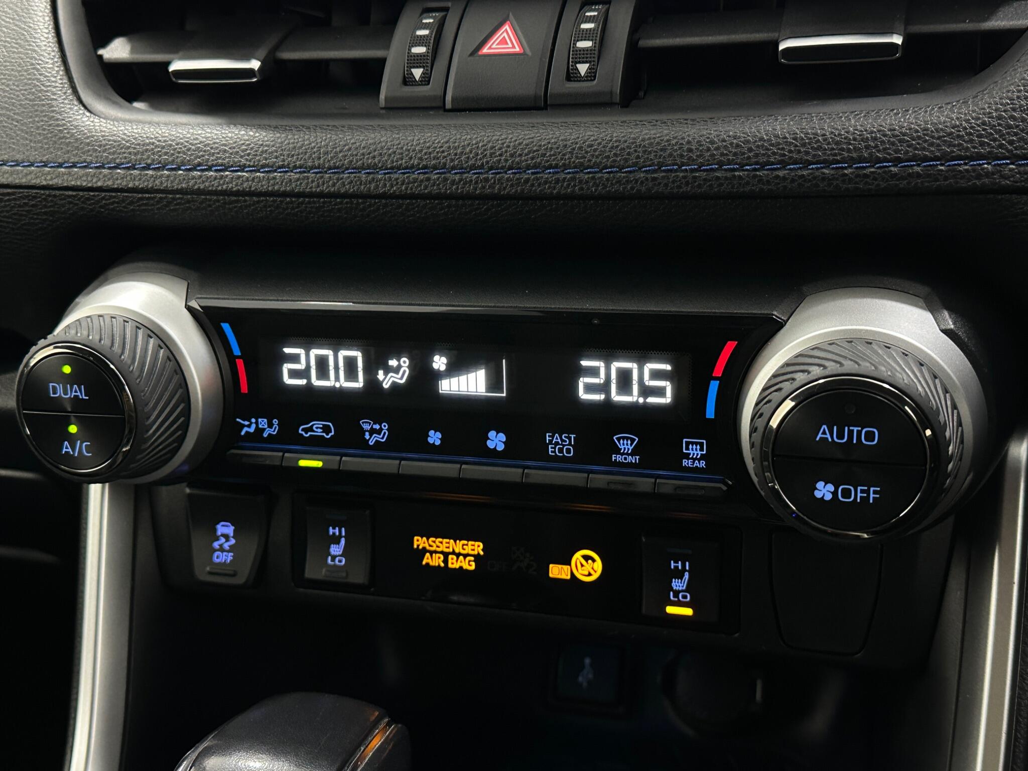 Toyota Rav4 view 22