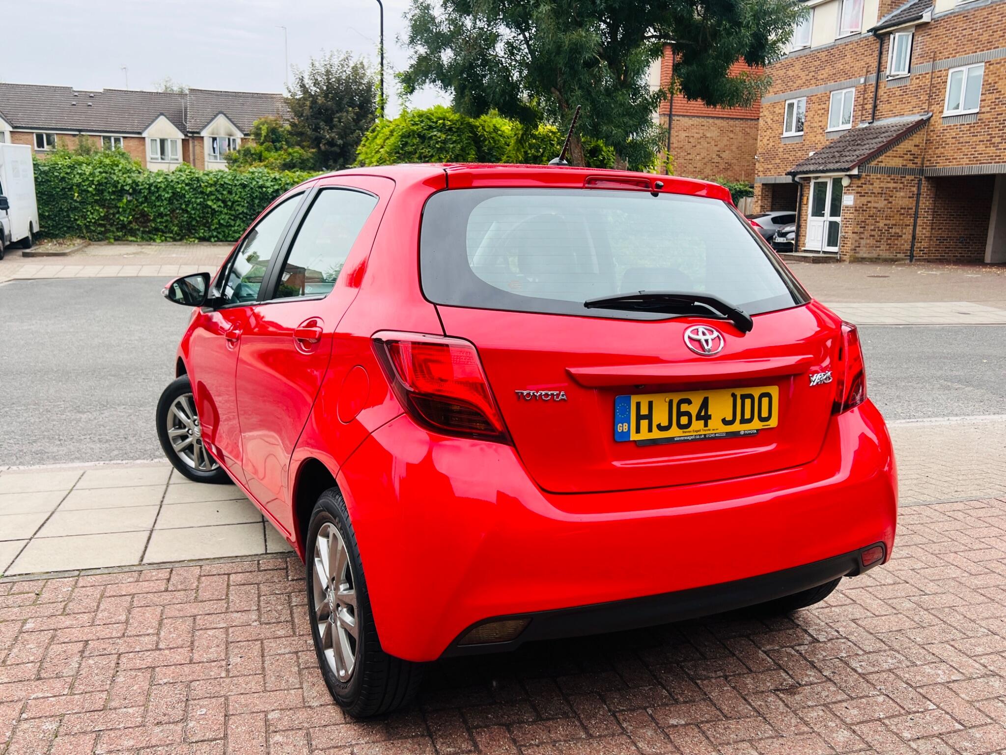 Toyota Yaris view 19