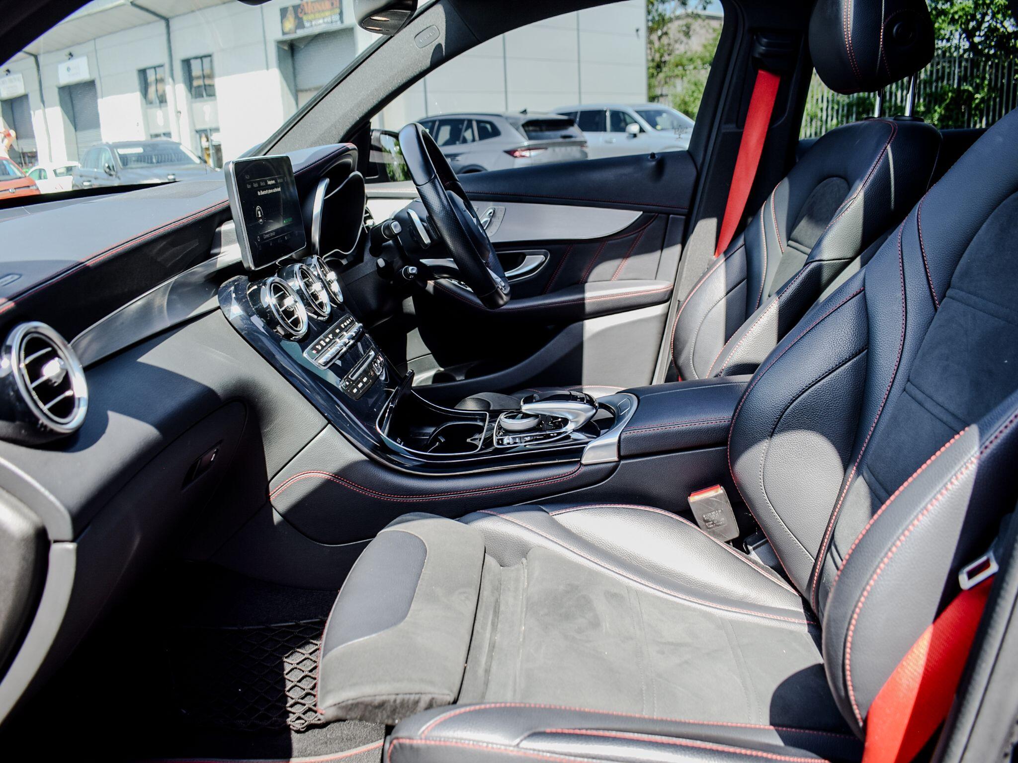 Mercedes-Benz GLC view 16
