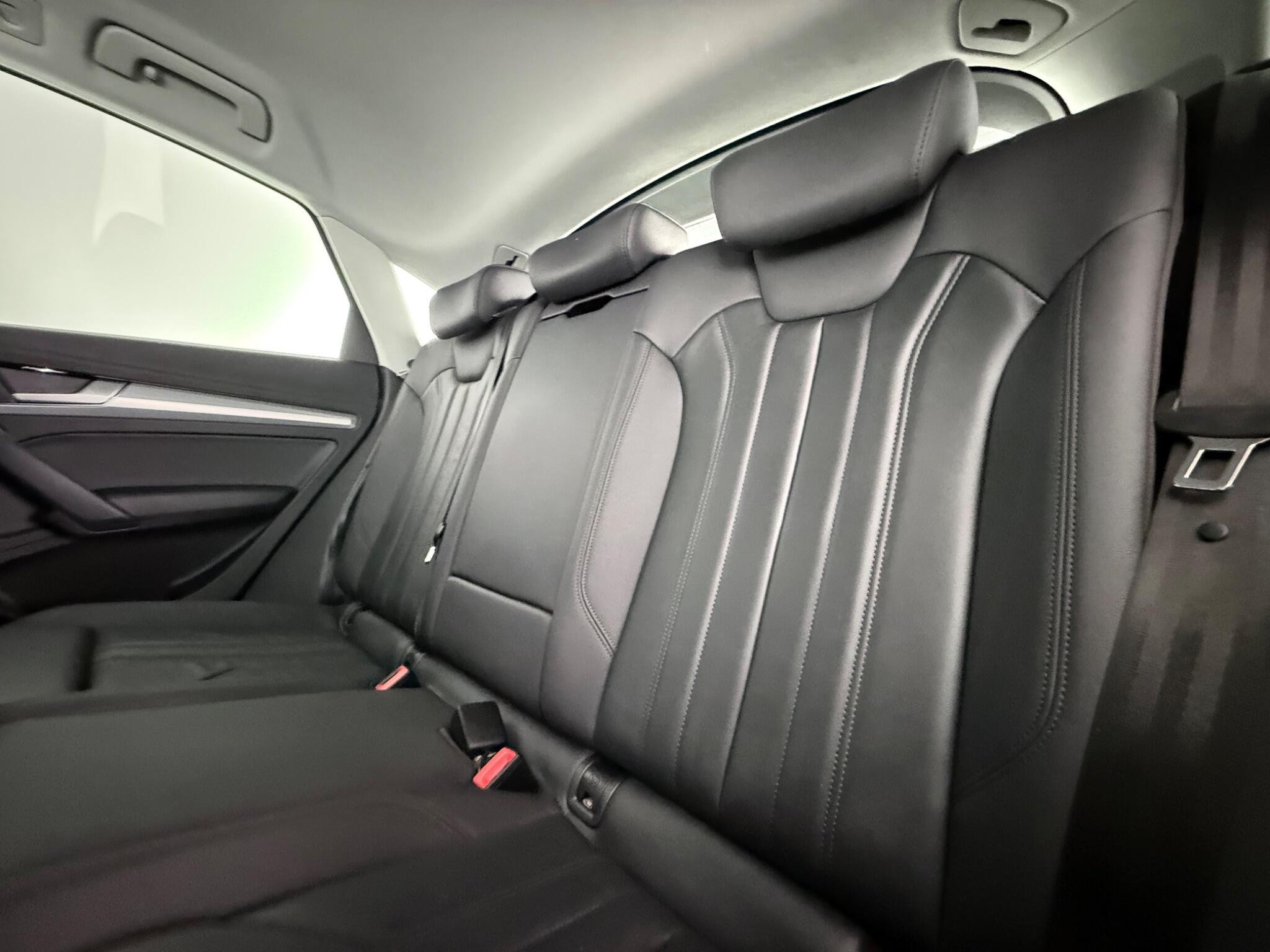 Audi Q5 view 29
