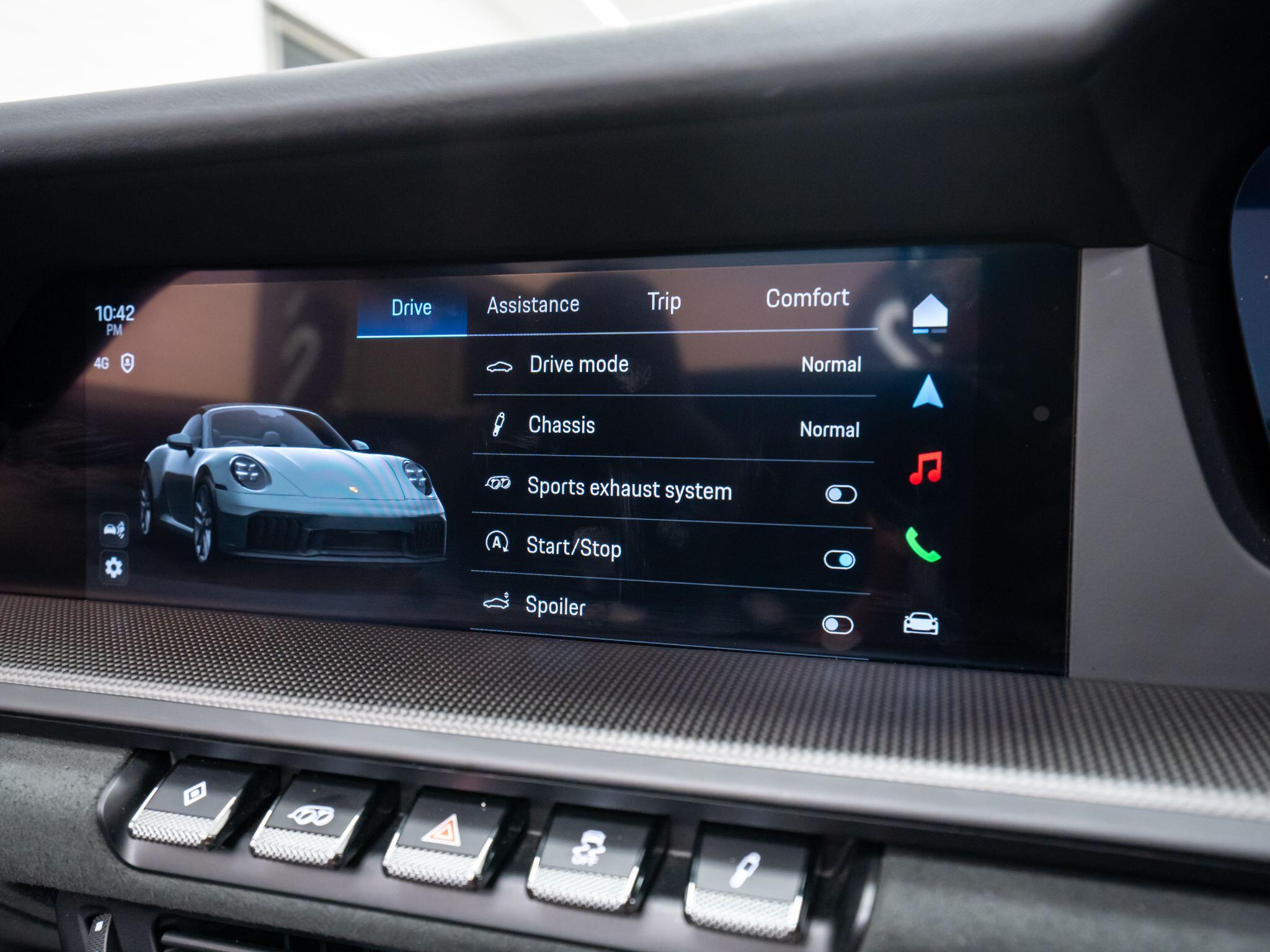 Porsche 911 view 36