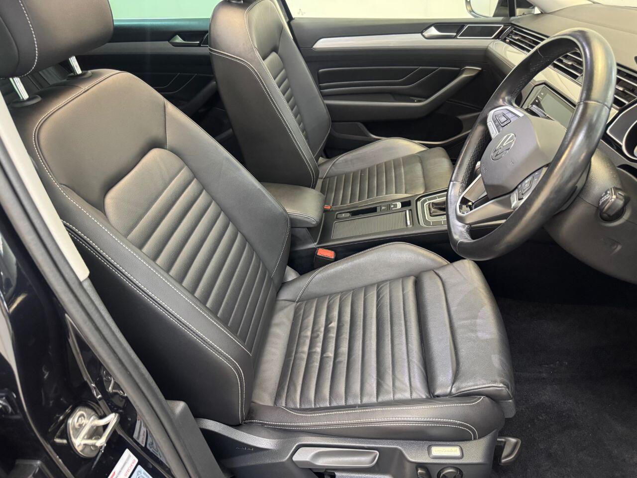 Volkswagen Passat view 70