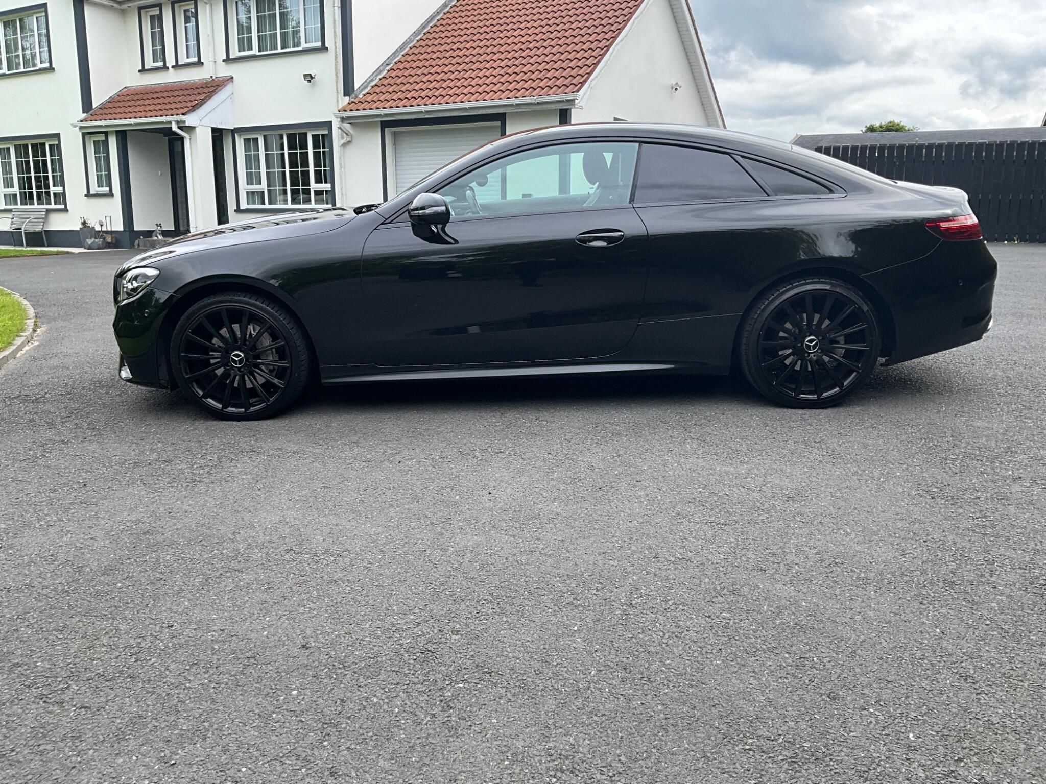 Mercedes-Benz E Class view 3