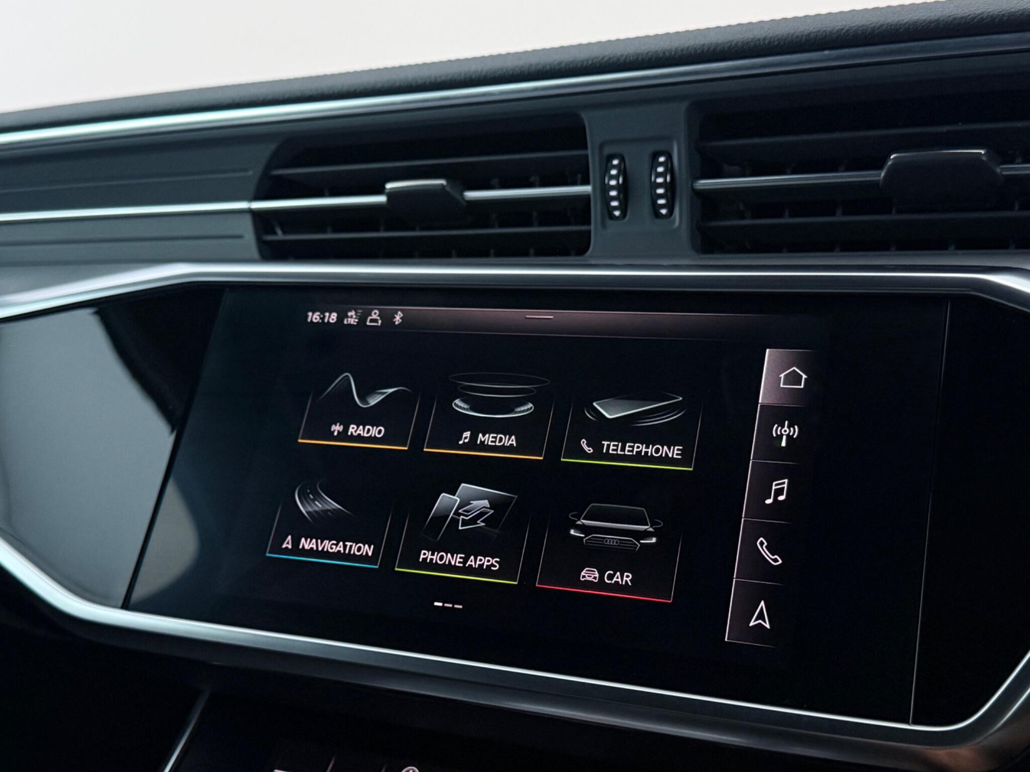 Audi A6 view 22