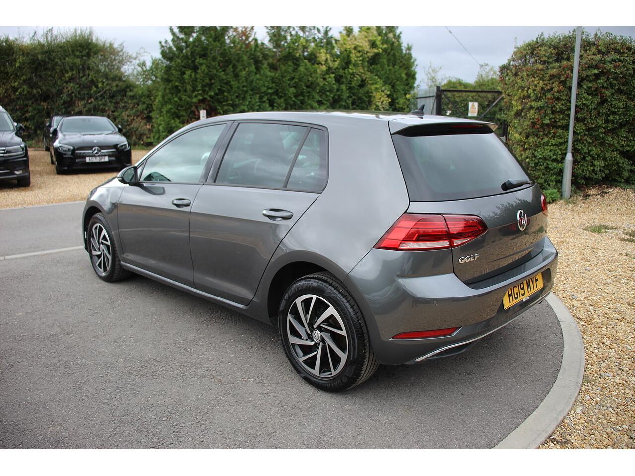 Volkswagen Golf view 7