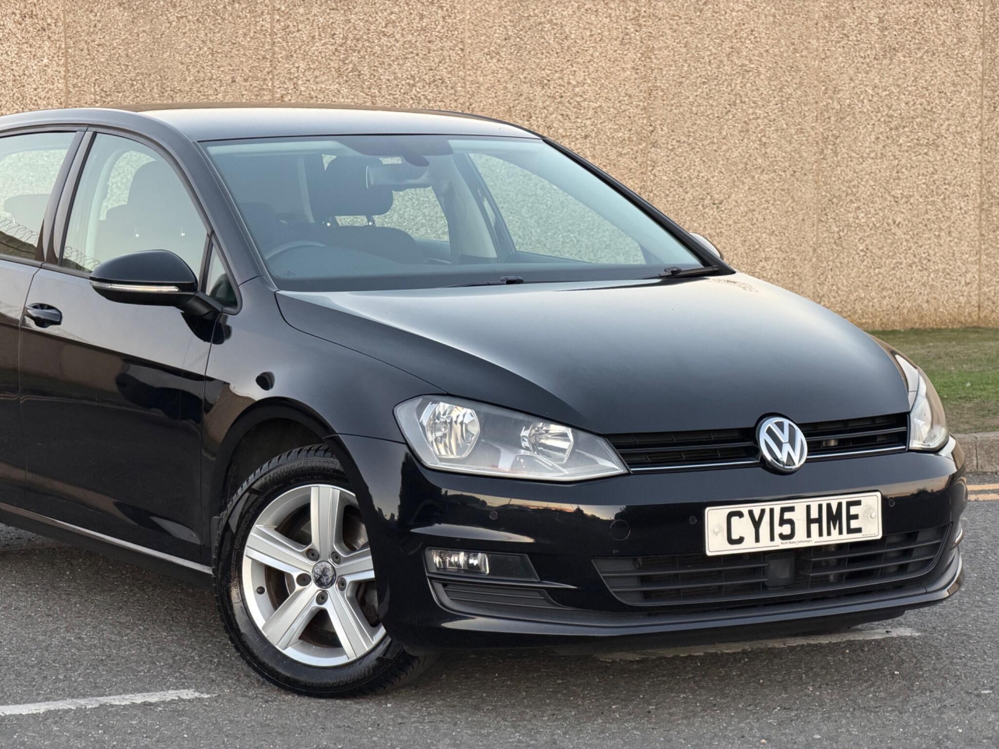 Volkswagen Golf view 6
