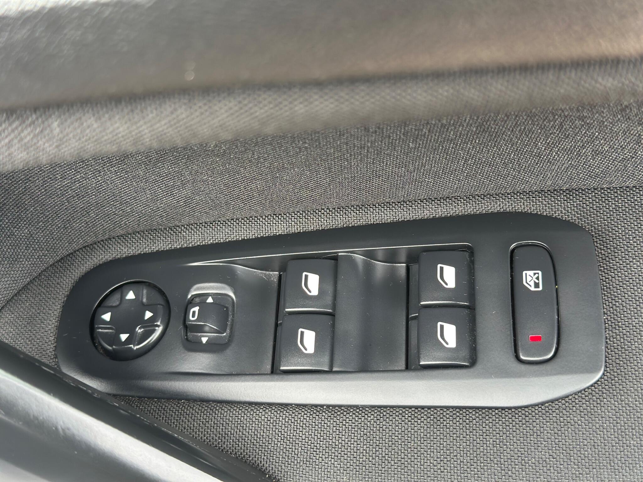 Peugeot 308 view 55
