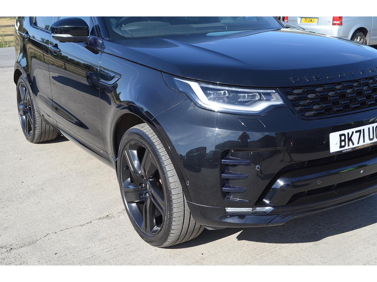 Land Rover Discovery view 54