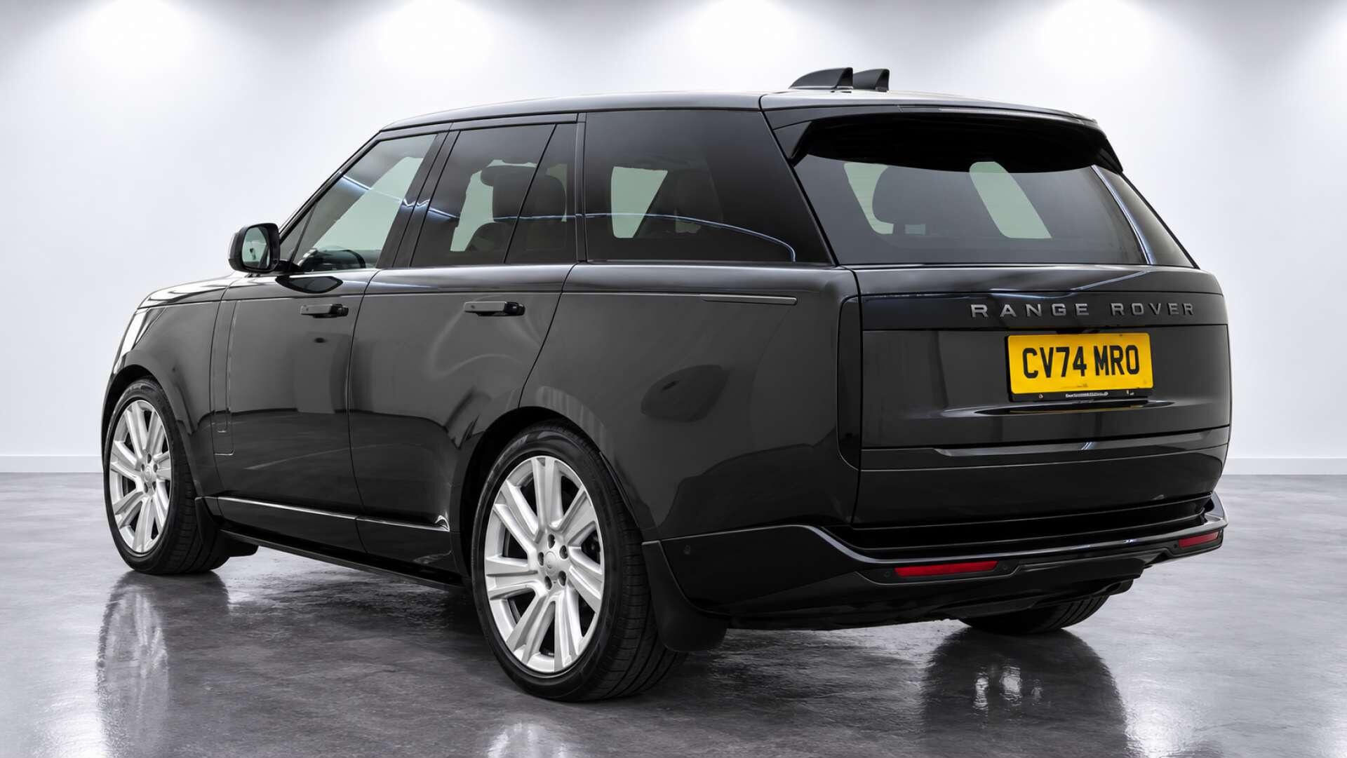 Land Rover Range Rover view 5