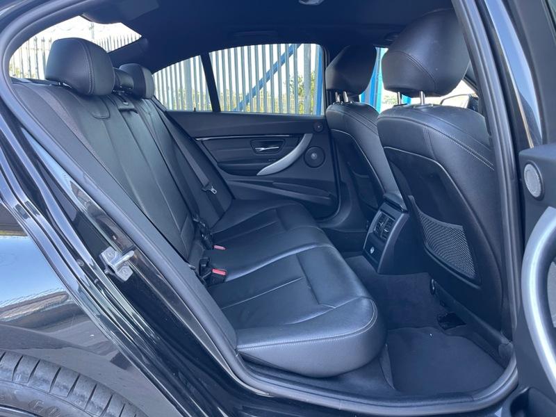 2017 BMW 3 Series 3.0 335d M Sport Auto xDrive Euro 6 (s/s) 4dr • 107,350 miles image 14