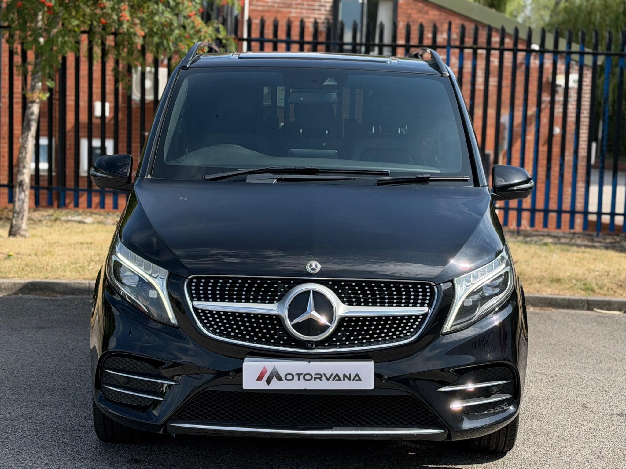 Mercedes-Benz V-Class view 7
