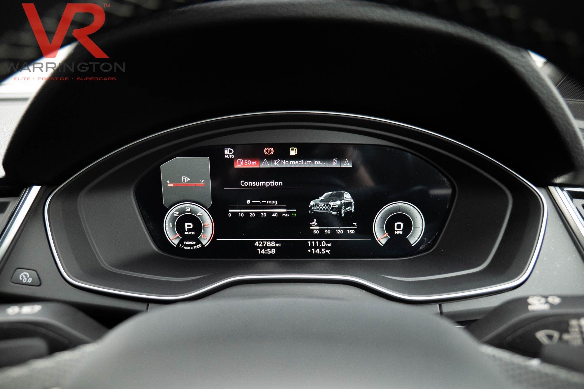 Audi Q5 view 12