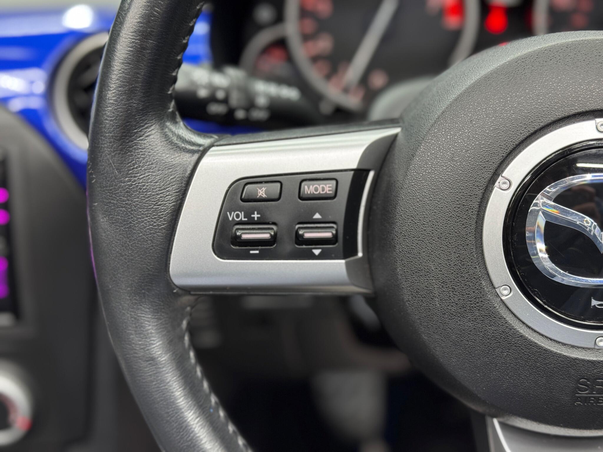 Mazda MX-5 view 17