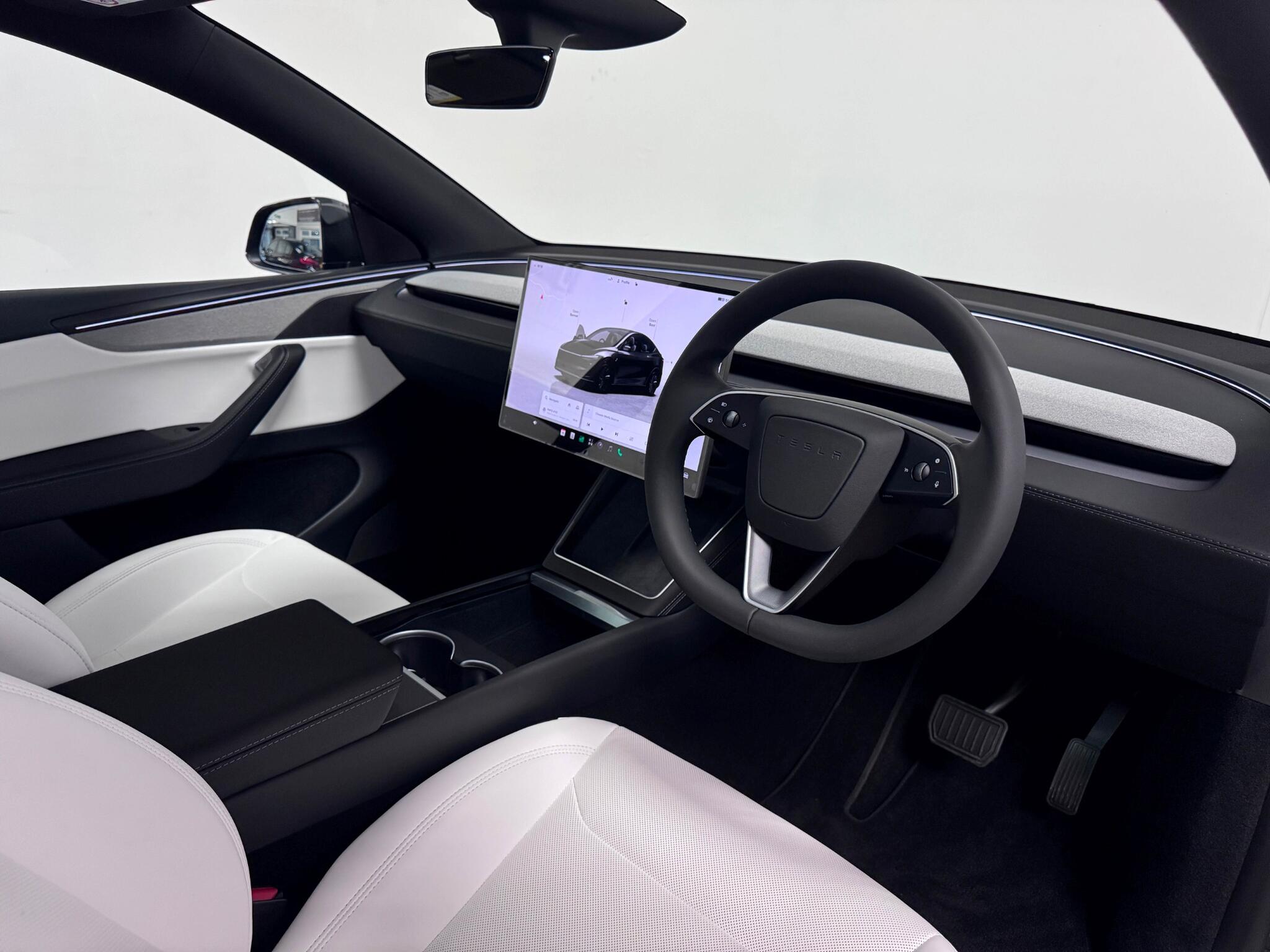 Tesla Model Y view 39