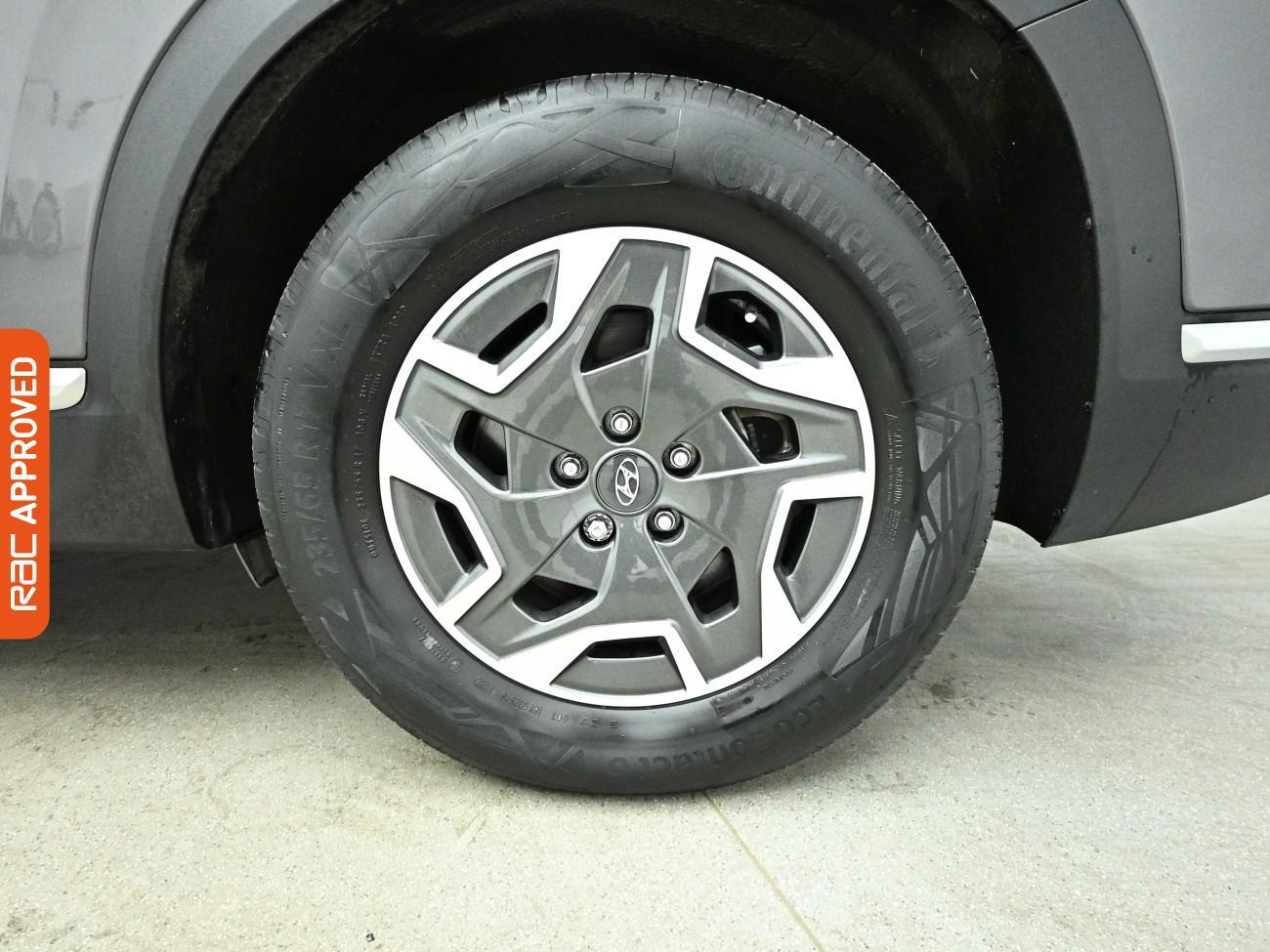 Hyundai Santa Fe view 15