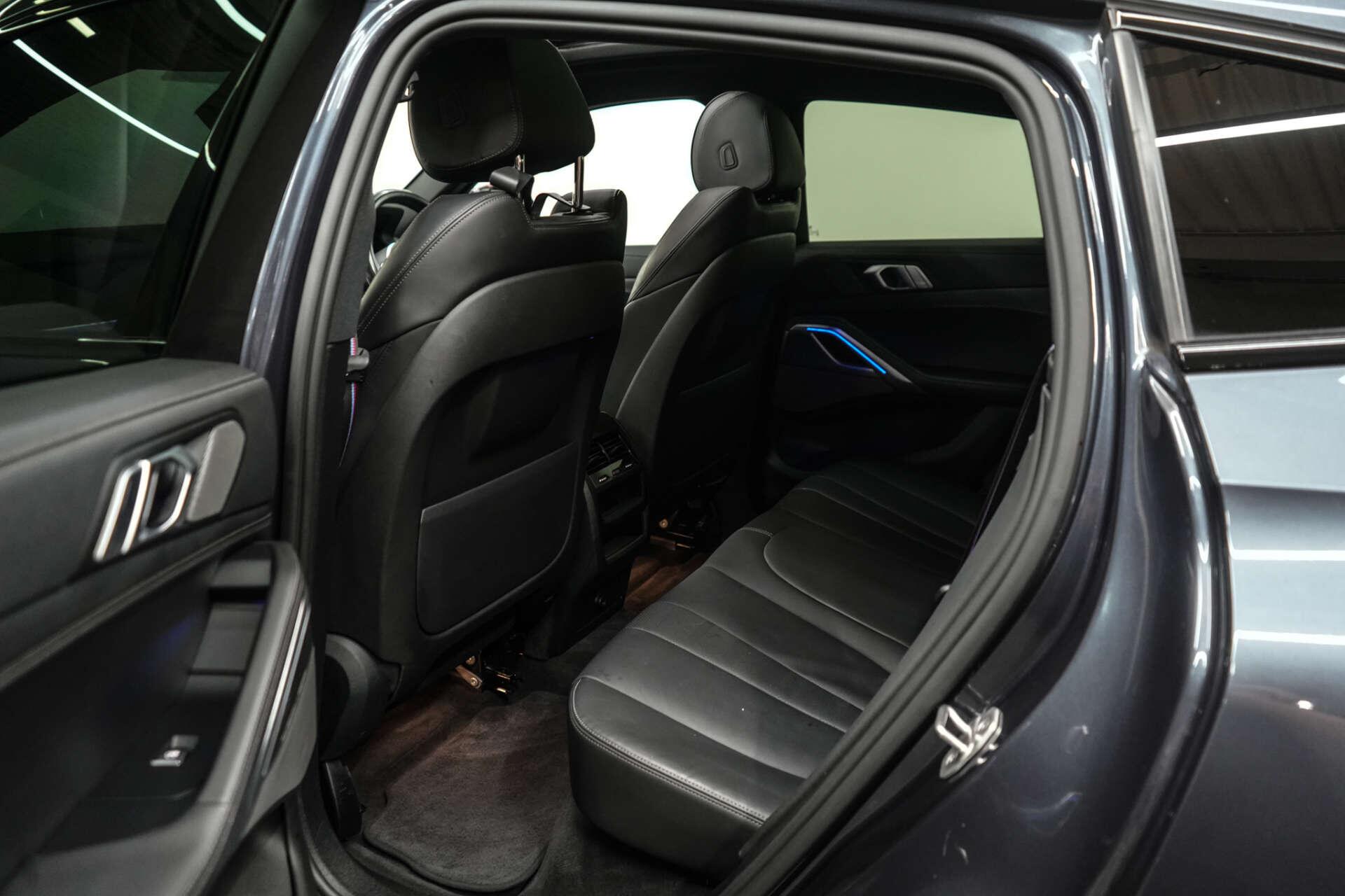 BMW X6 view 20