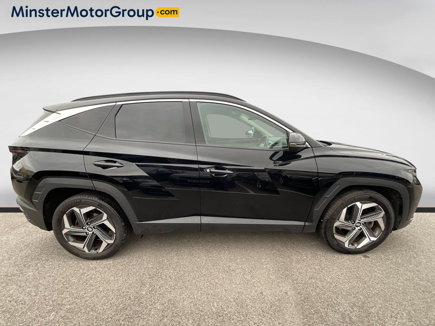 Hyundai Tucson view 2