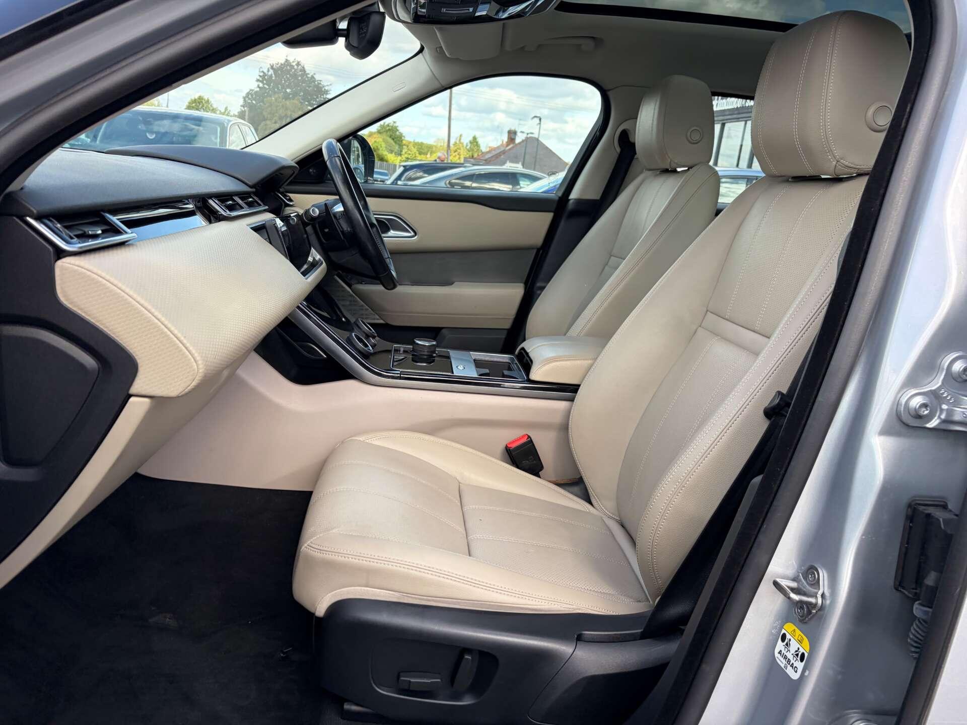 Land Rover Range Rover Velar view 15