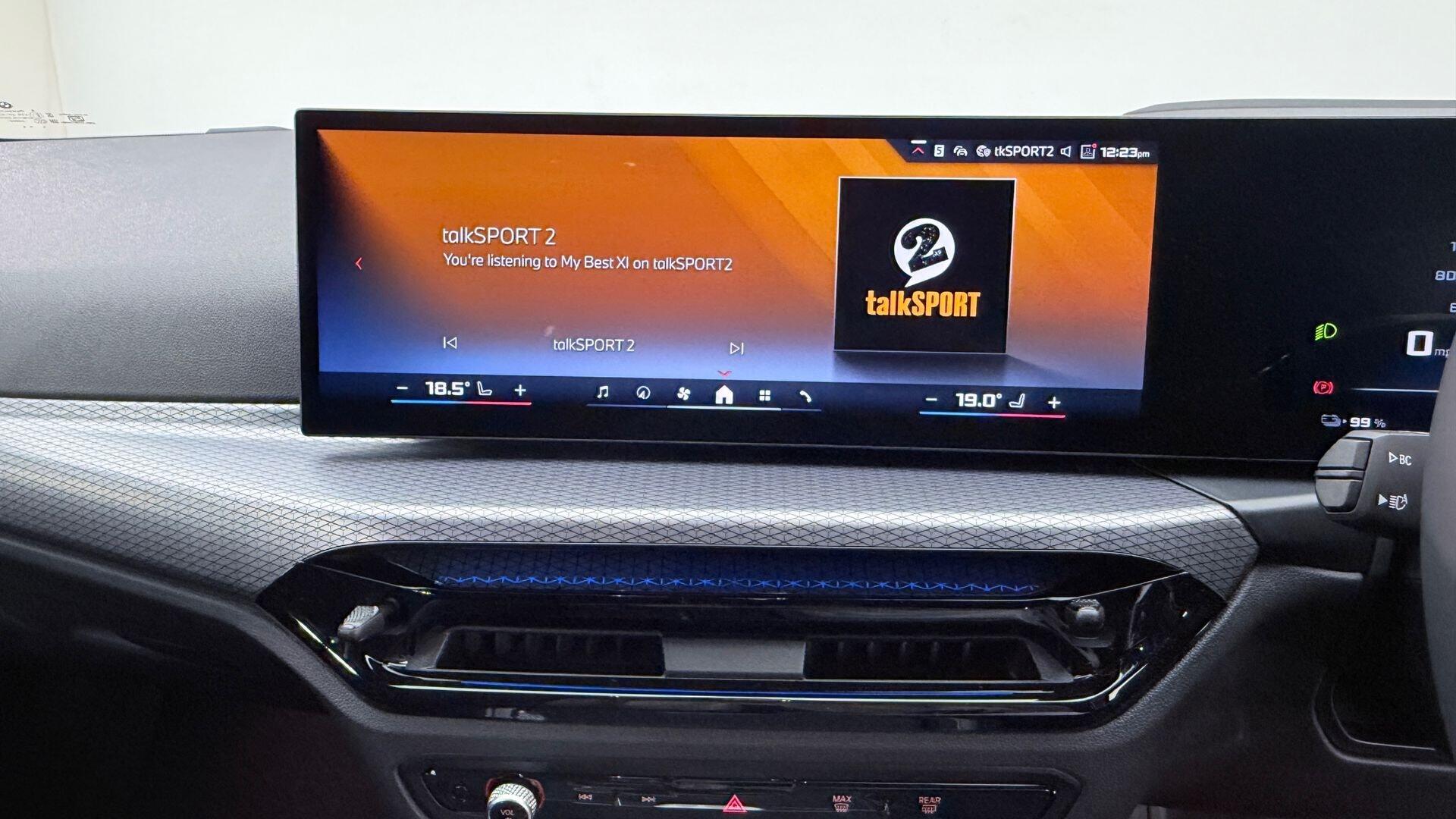 BMW I4 view 8
