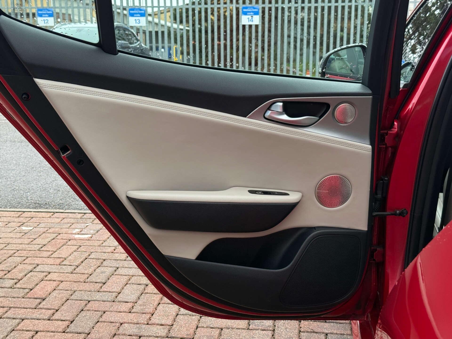 Kia Stinger view 36