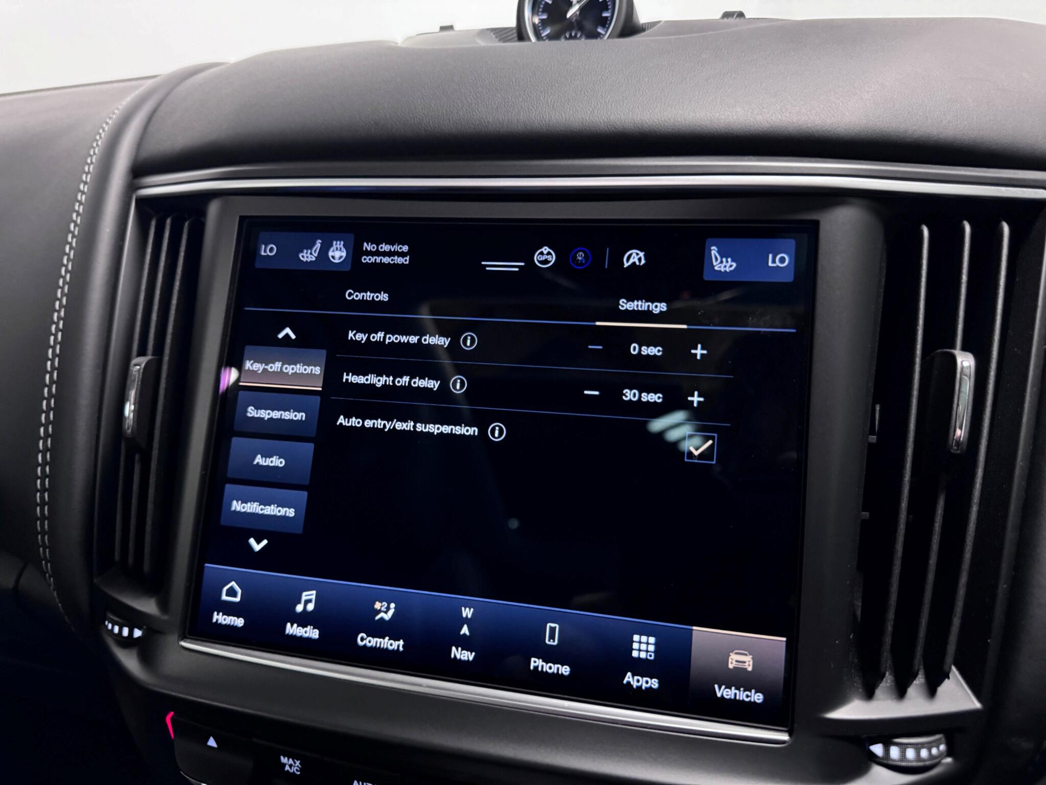 Maserati Levante view 67