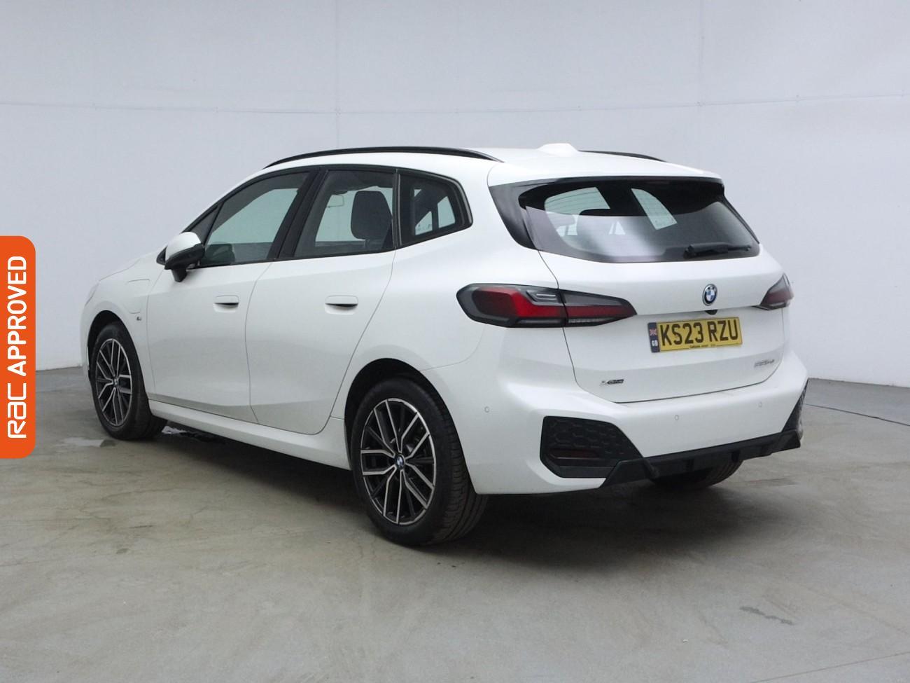 BMW 2 Series view 4