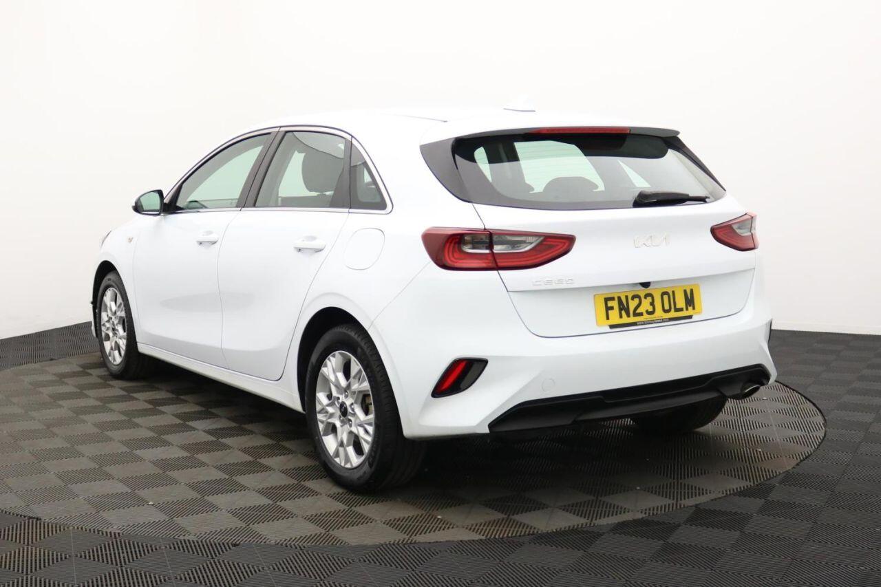 Kia Ceed view 7